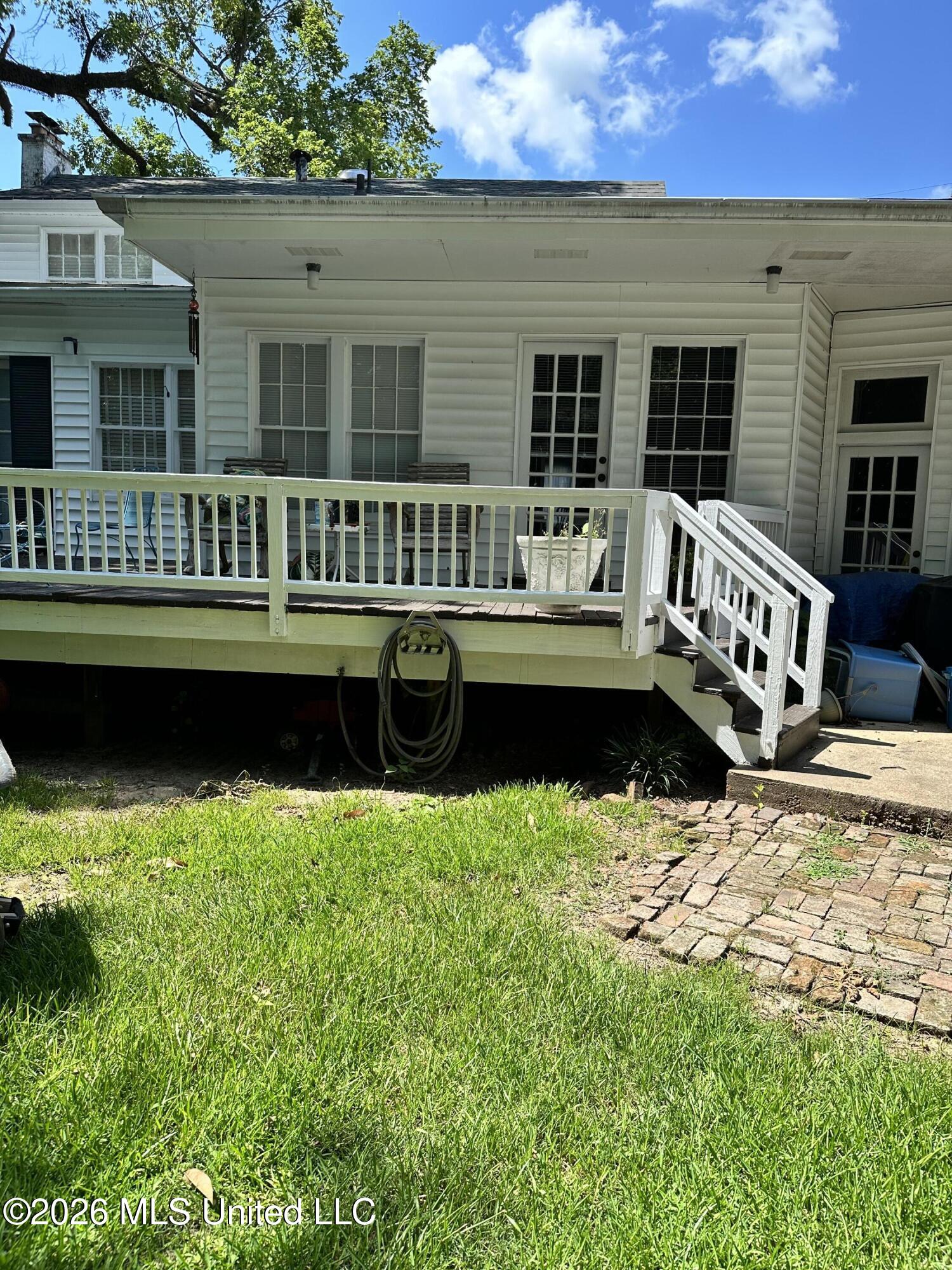 1700 Robinson Street Property Photo 39
