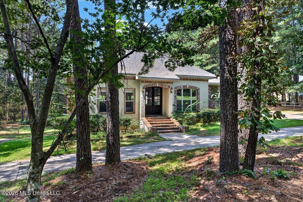 14 Bedford Forrest Lane Property Photo 3