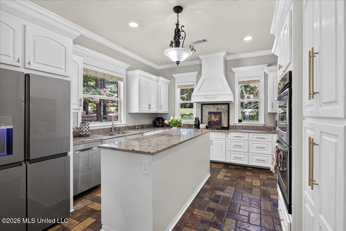 14 Bedford Forrest Lane Property Photo 13