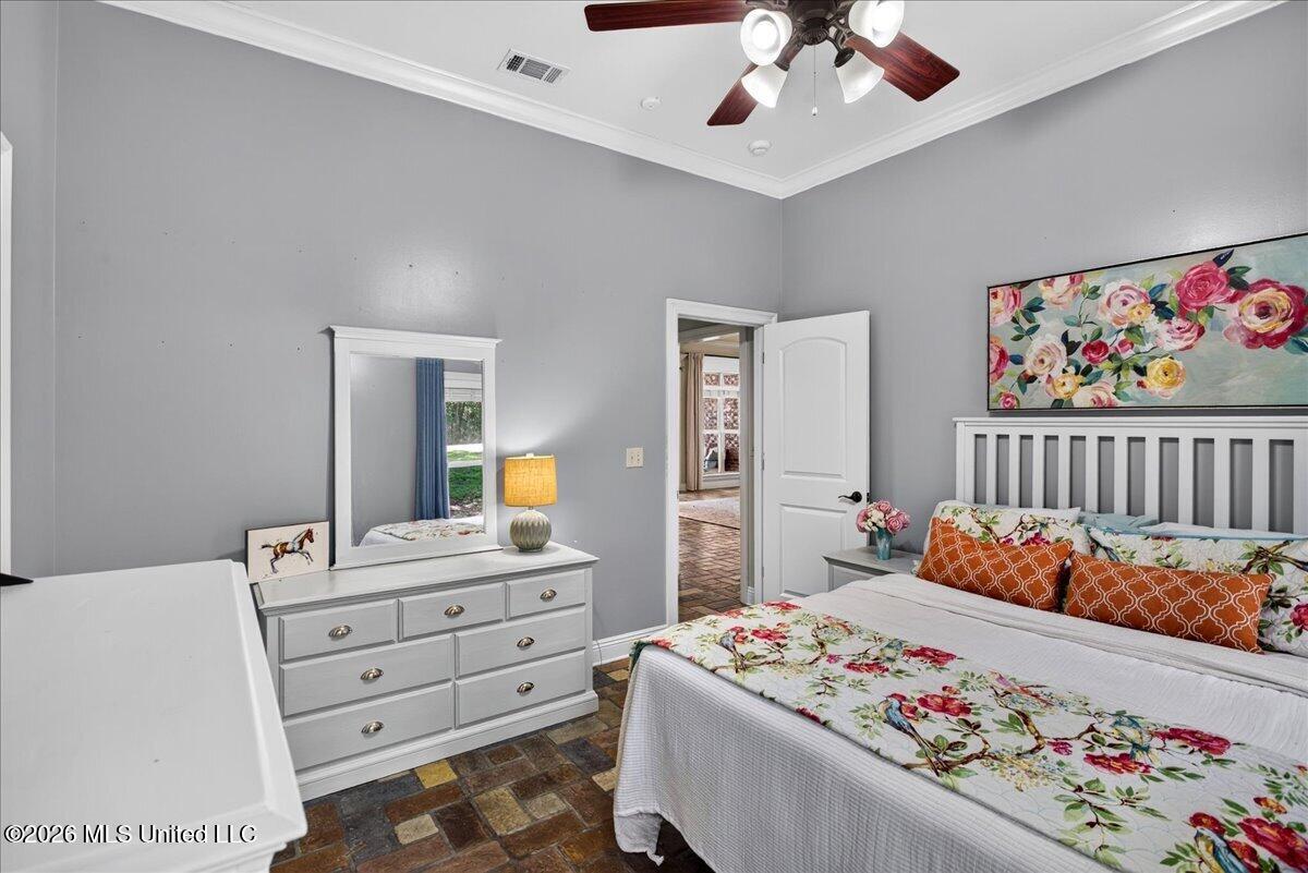 14 Bedford Forrest Lane Property Photo 21