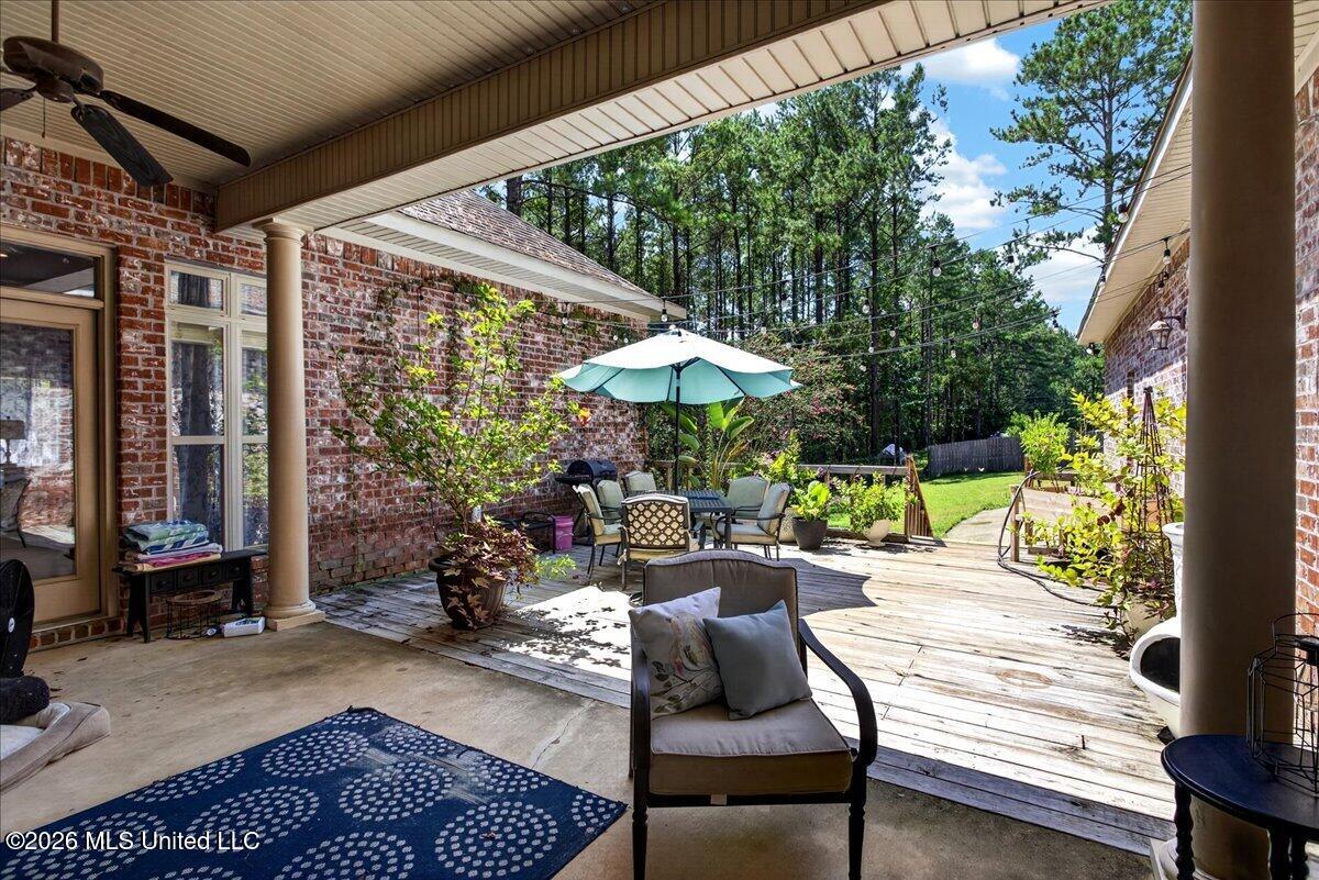 14 Bedford Forrest Lane Property Photo 35