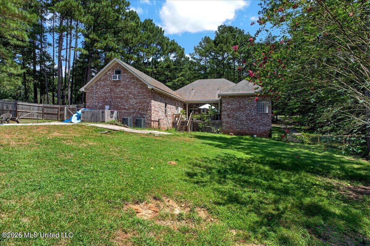 14 Bedford Forrest Lane Property Photo 39