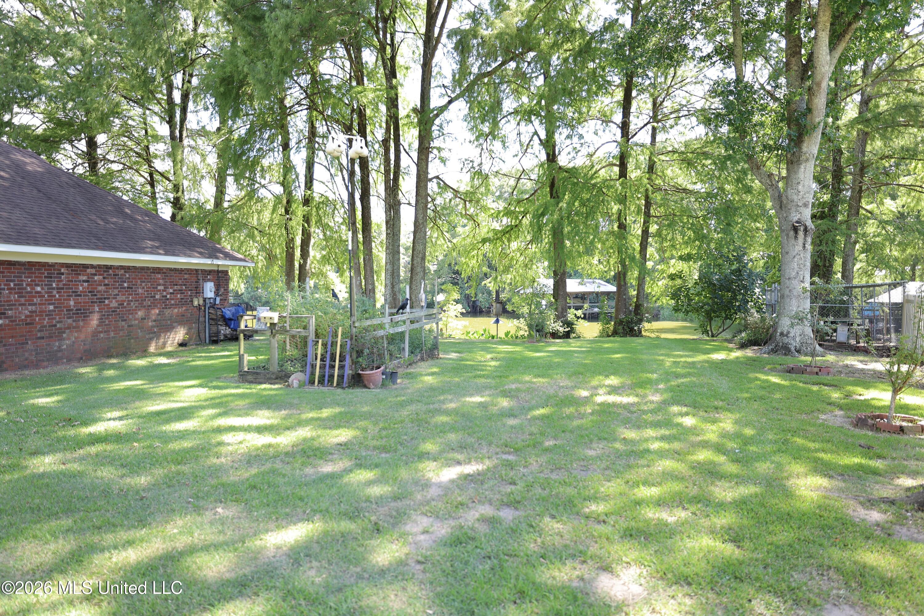 199 Weecama Drive Property Photo 4