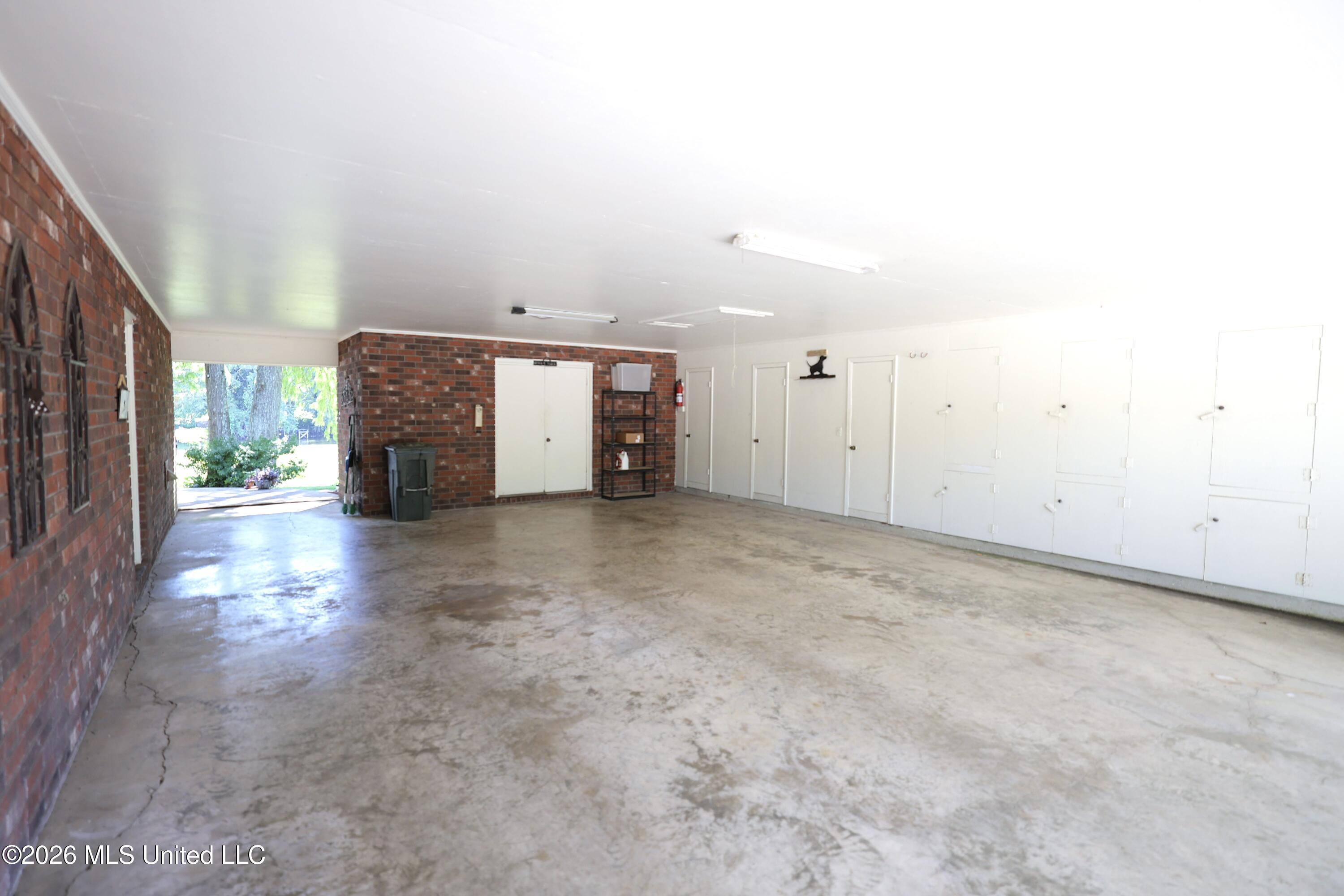 199 Weecama Drive Property Photo 7