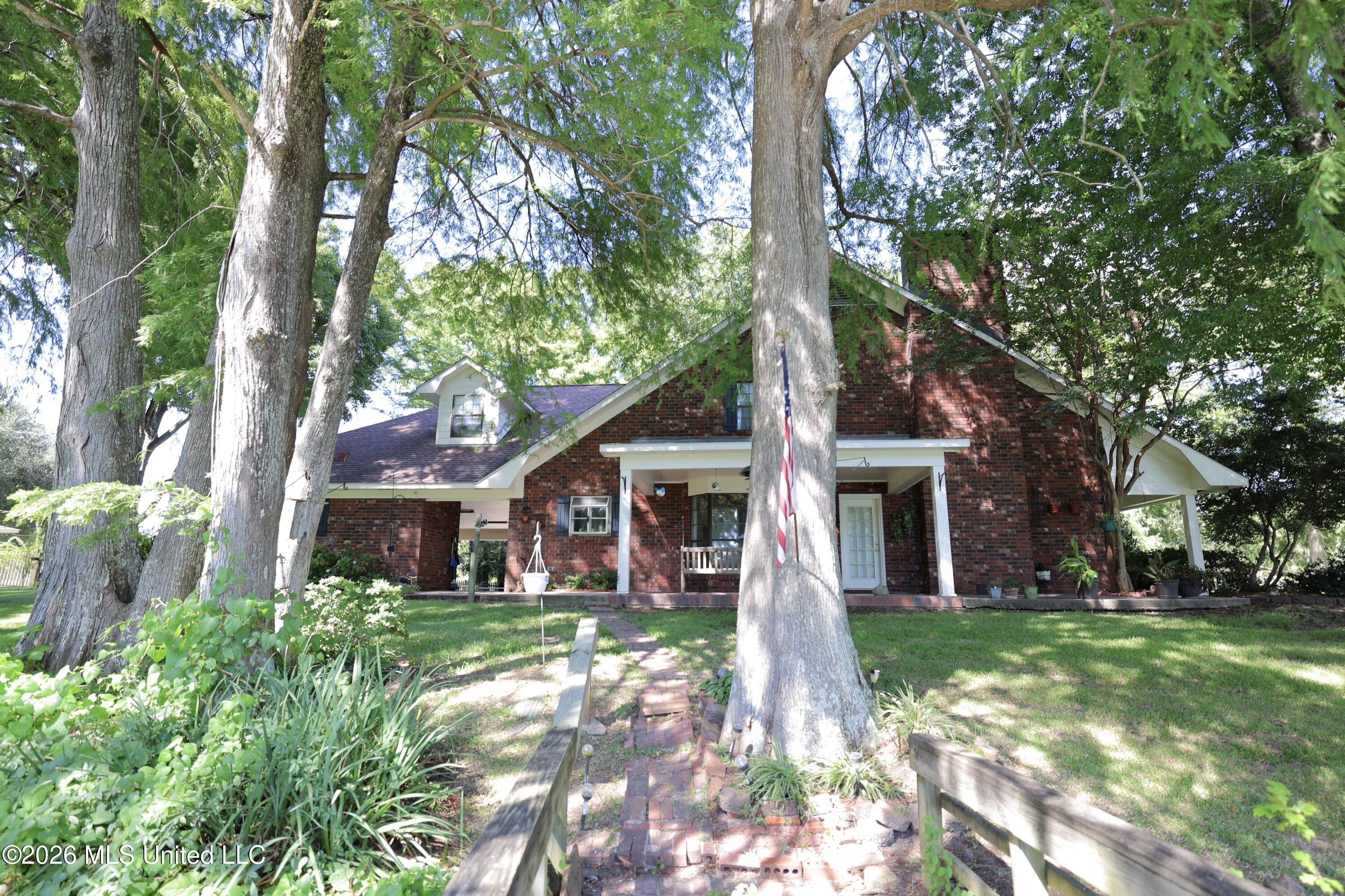 199 Weecama Drive Property Photo 8