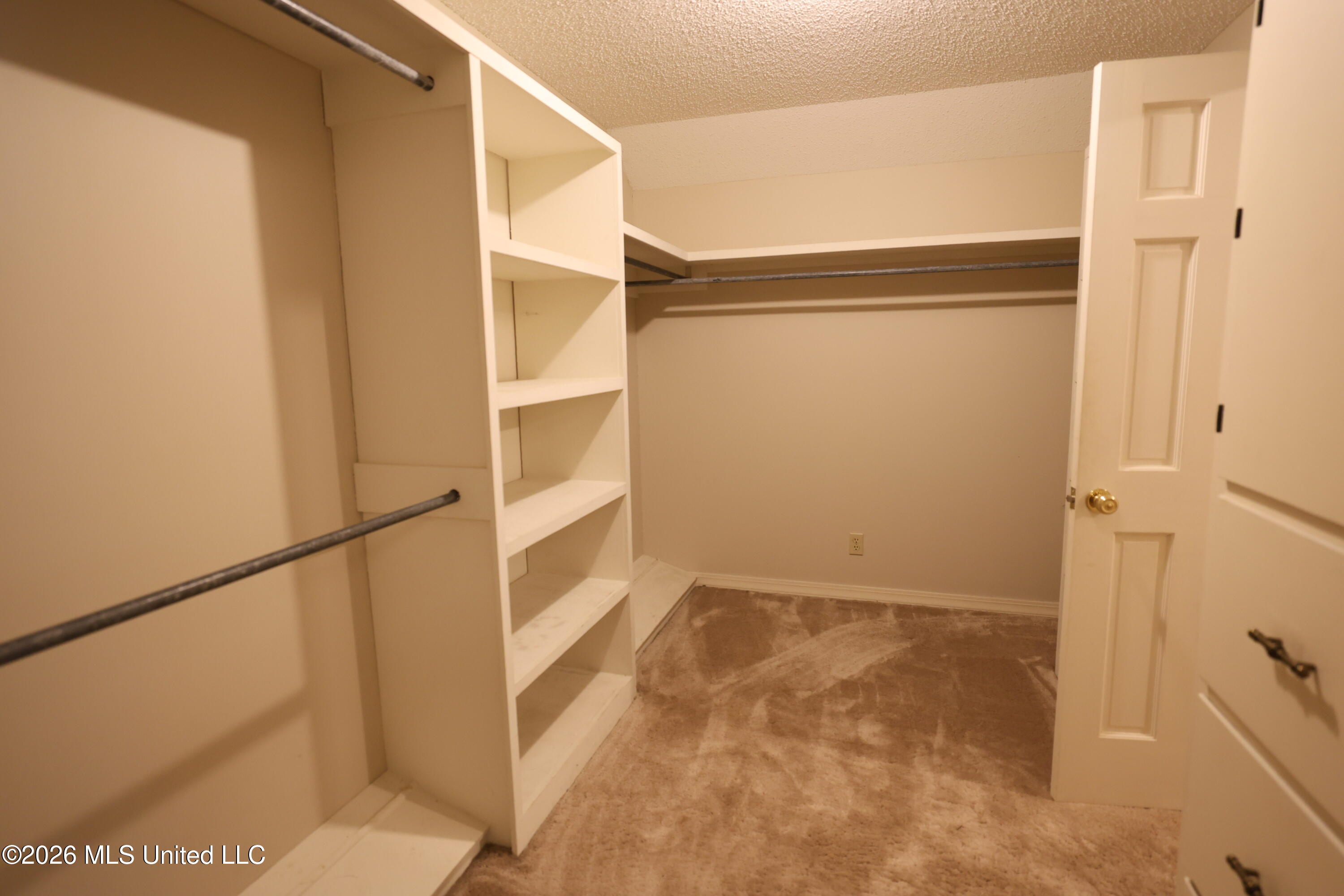 199 Weecama Drive Property Photo 31