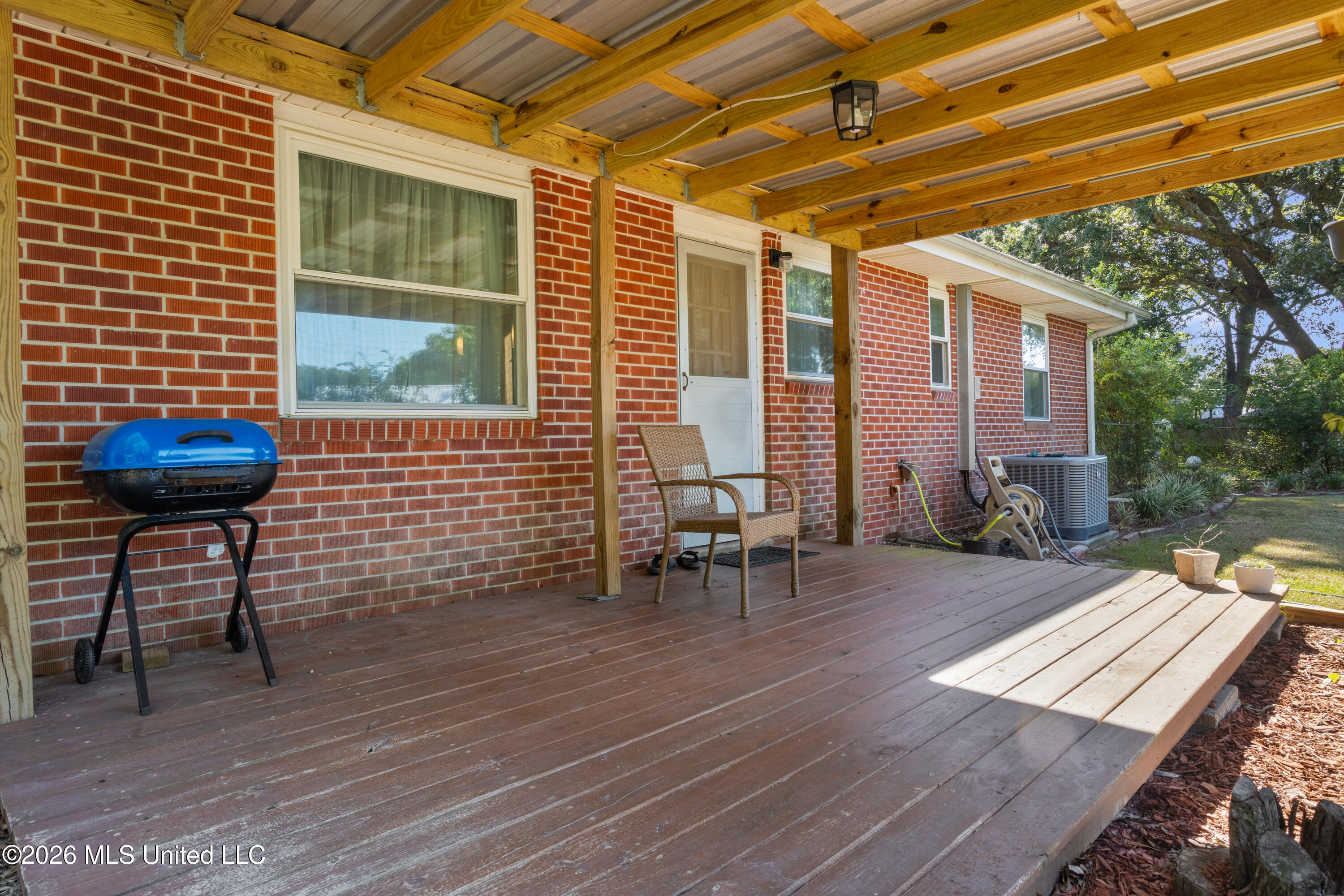 331 Shirley Court Property Photo 20