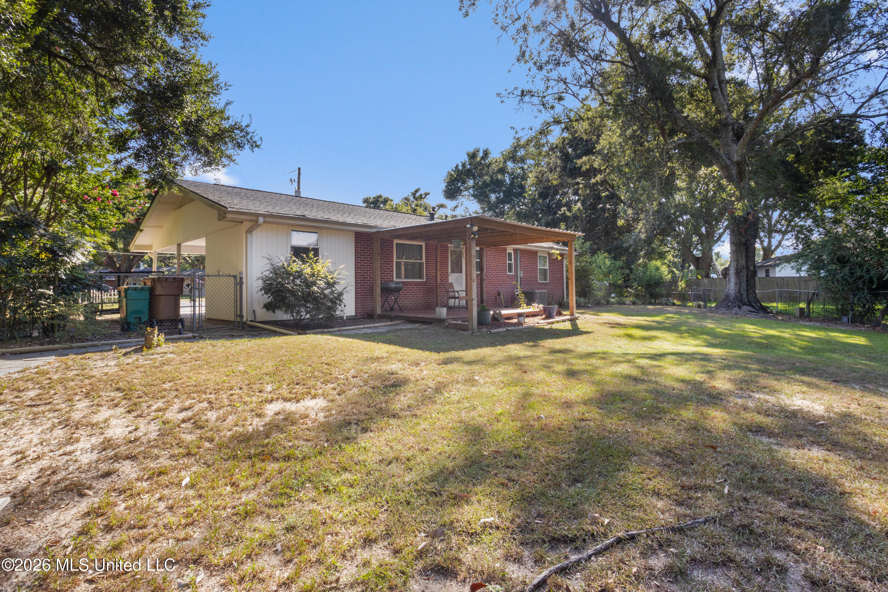 331 Shirley Court Property Photo 22