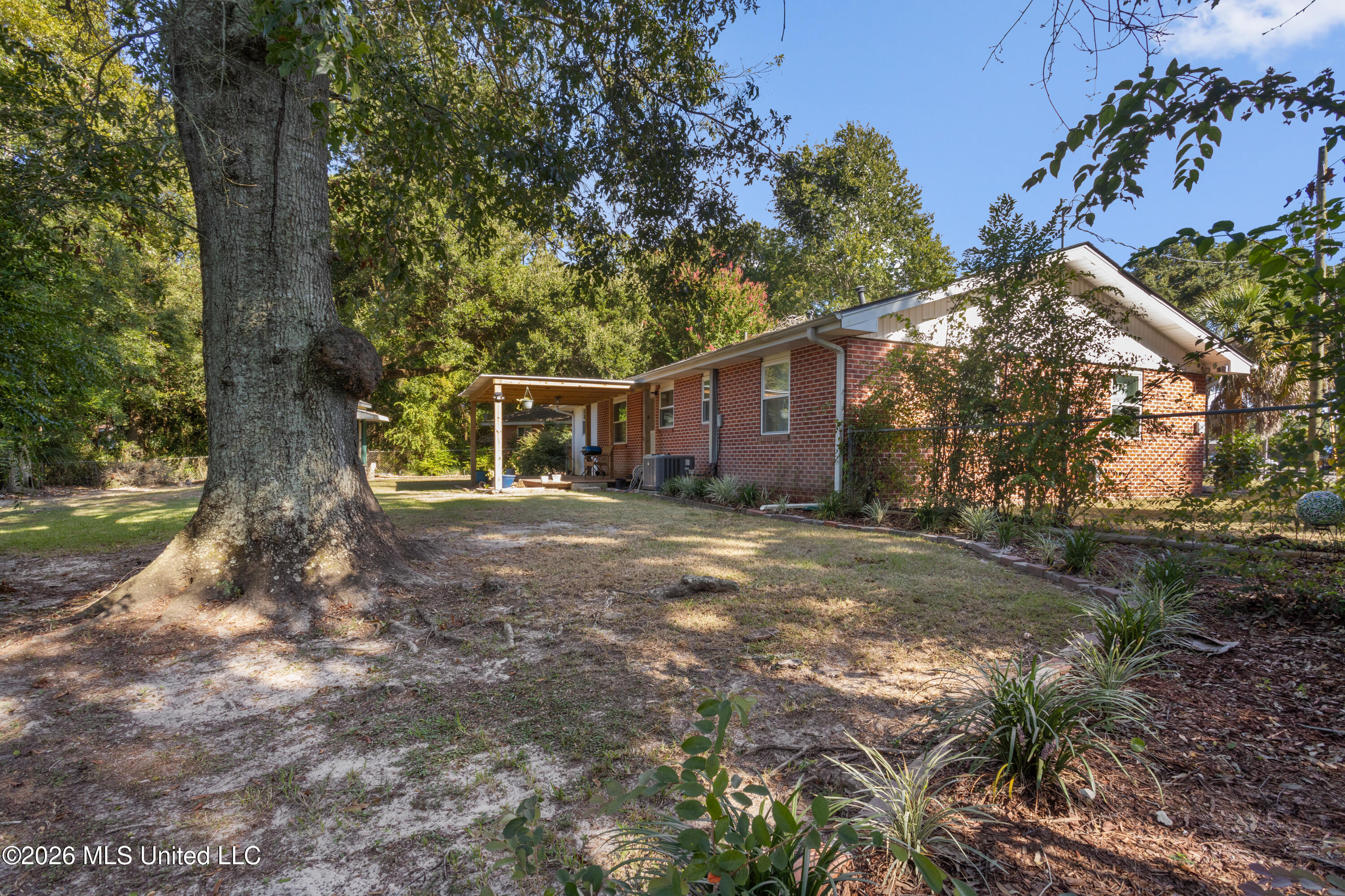 331 Shirley Court Property Photo 23