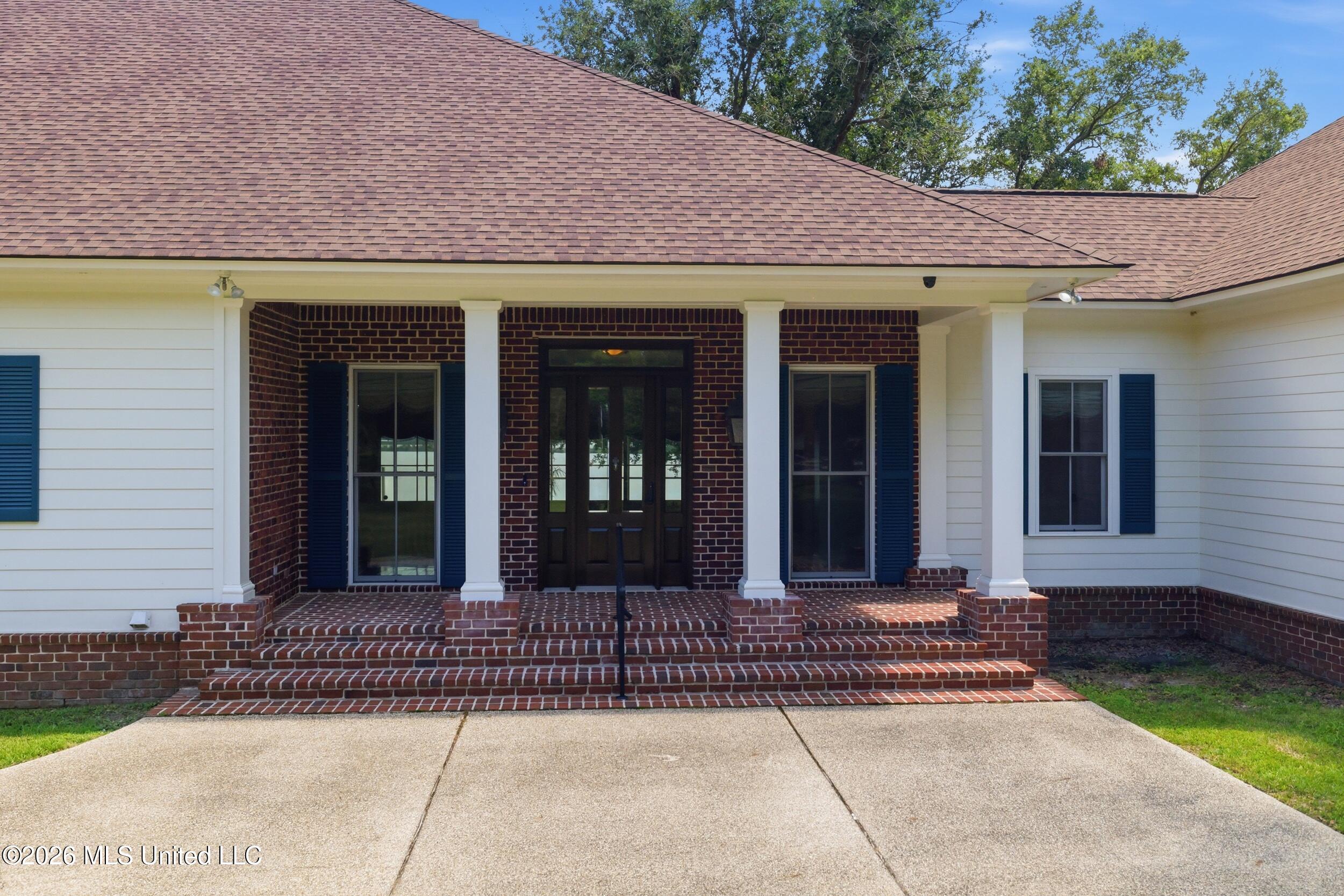 3111 Happy Landing Lane Property Photo 9