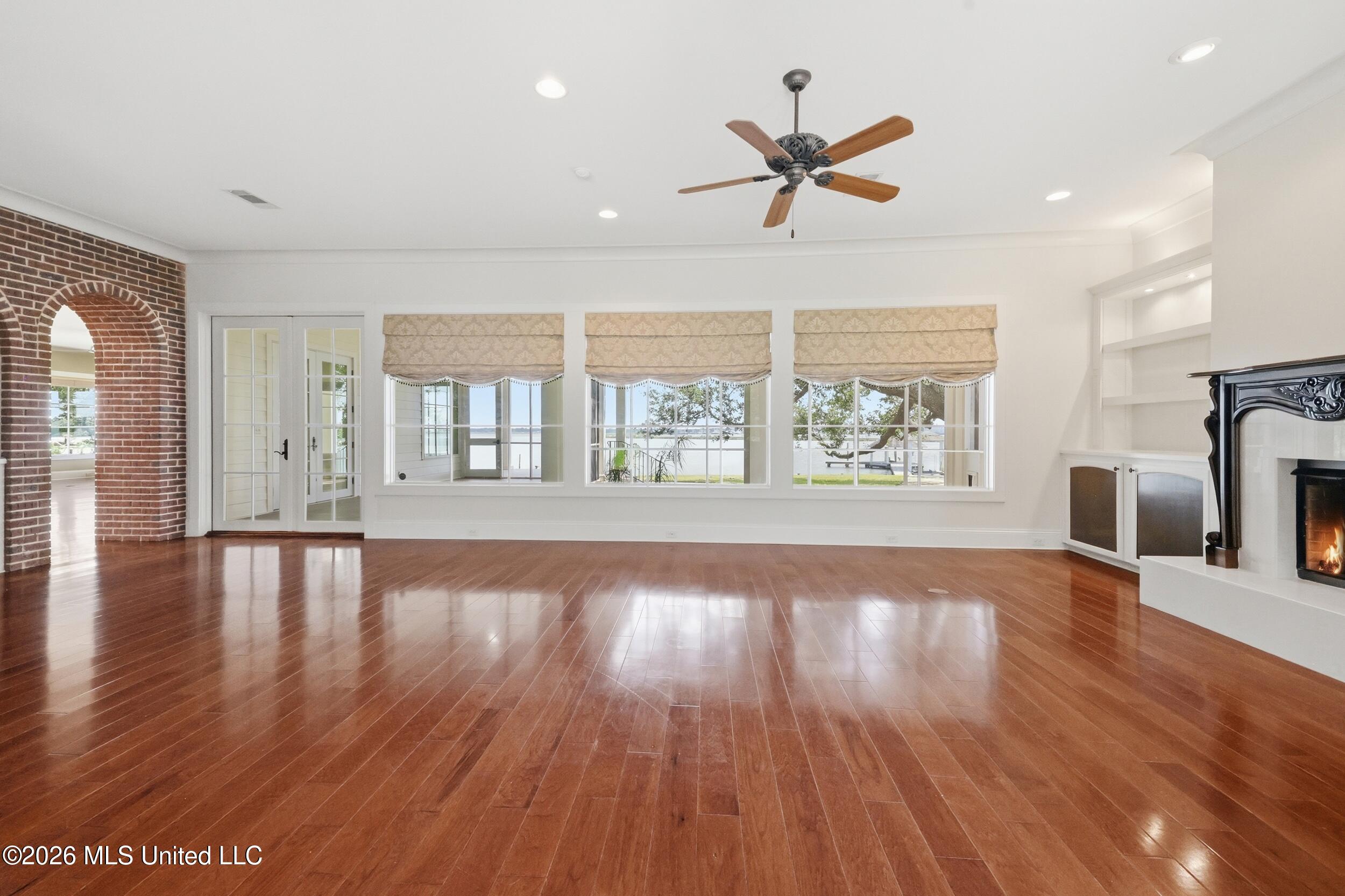 3111 Happy Landing Lane Property Photo 11