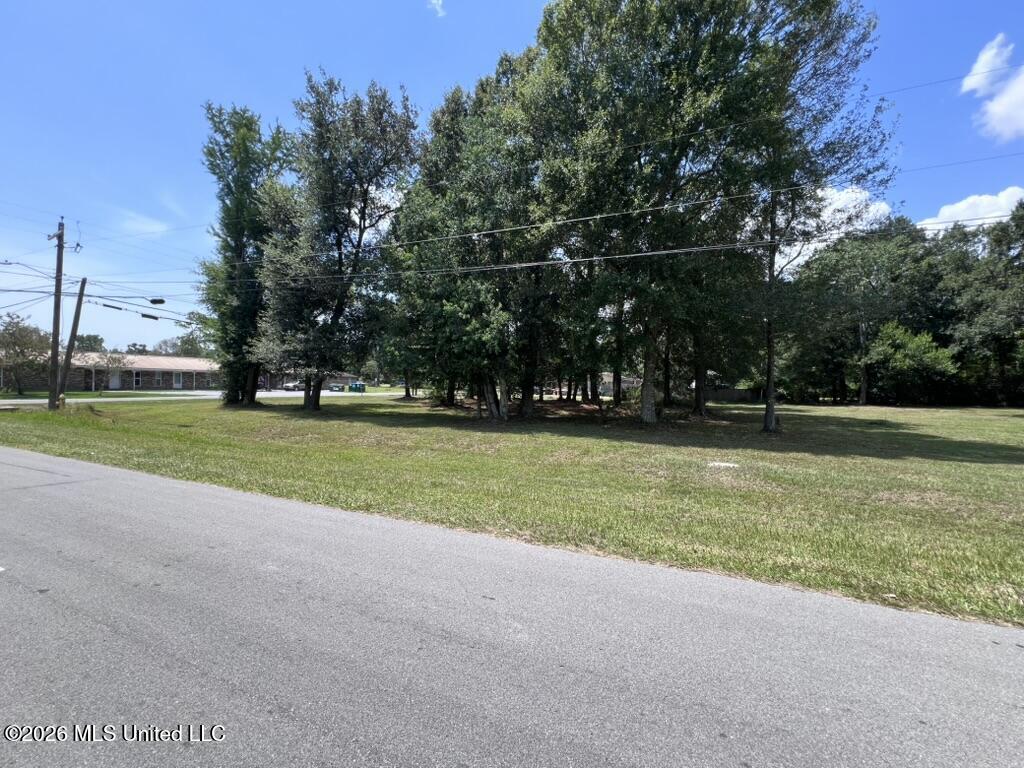 Florida Avenue Property Photo 2