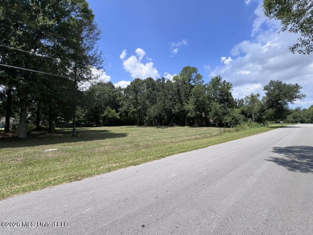 Florida Avenue Property Photo 1