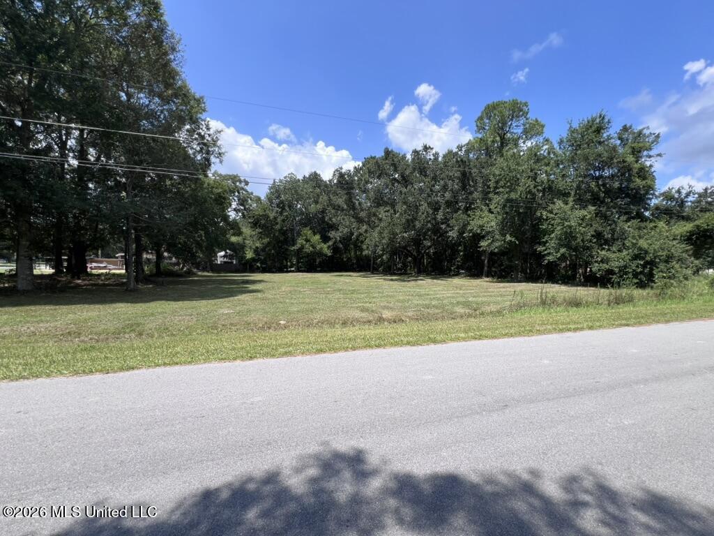 Florida Avenue Property Photo 2