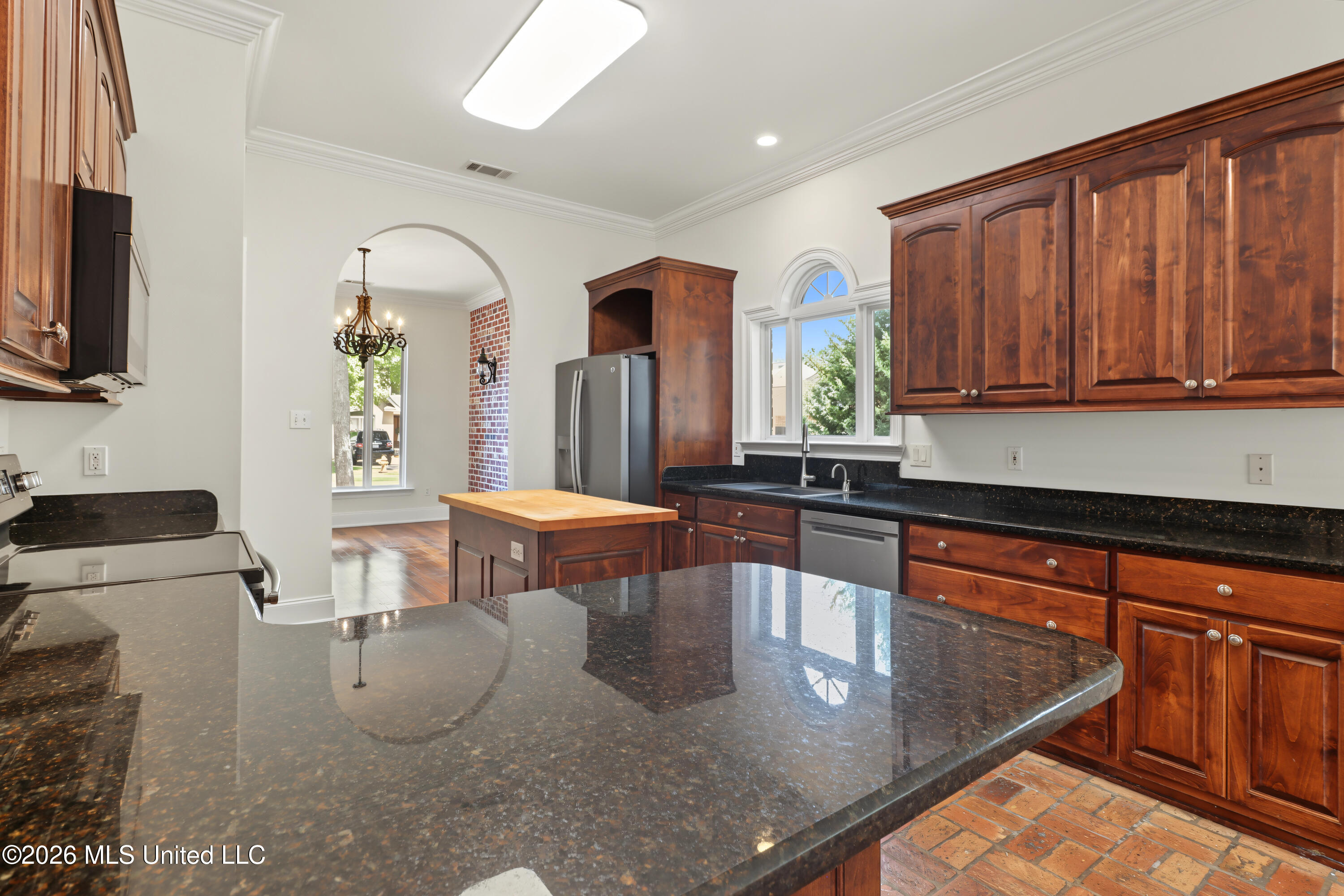 11554 Briarstone Place Property Photo 7