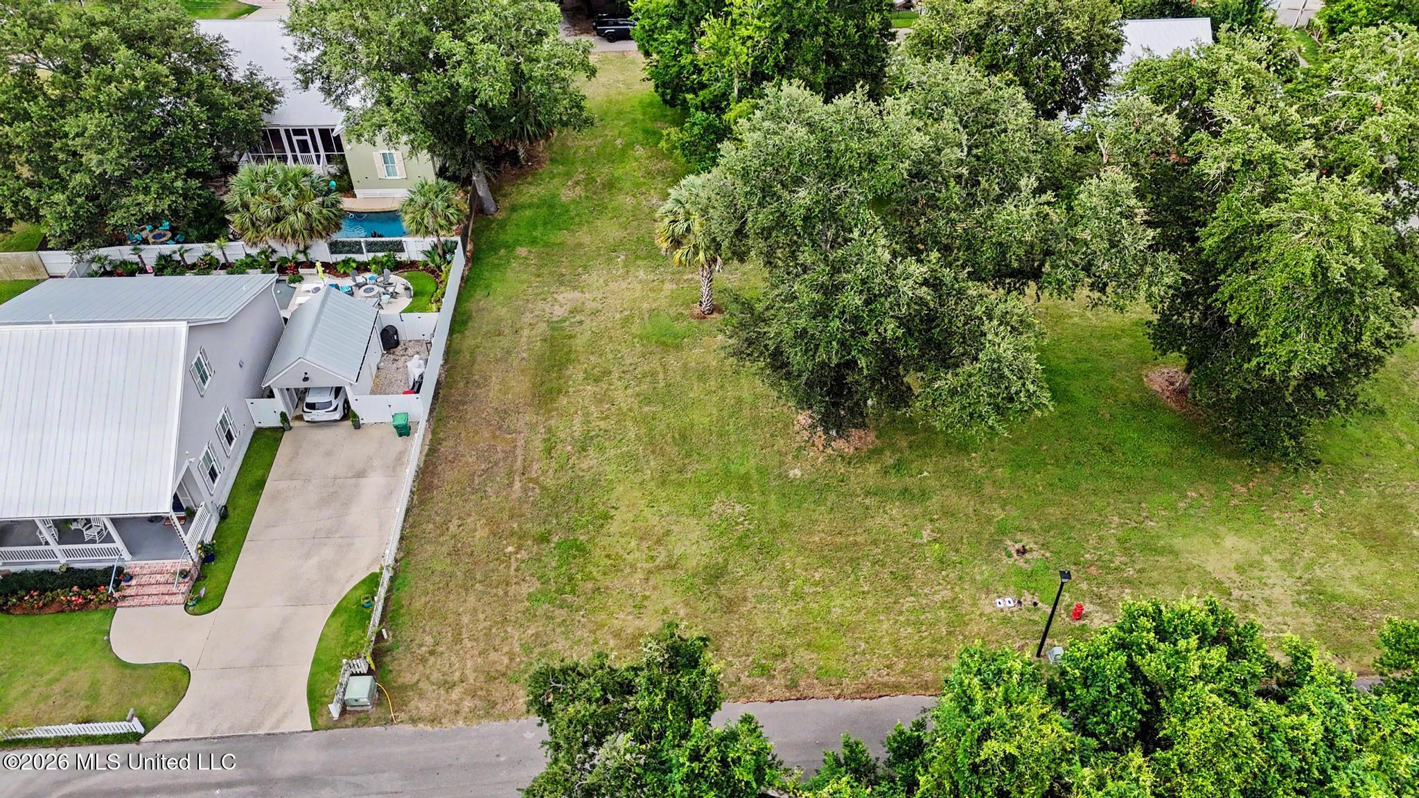 Cedar Lane Property Photo 6