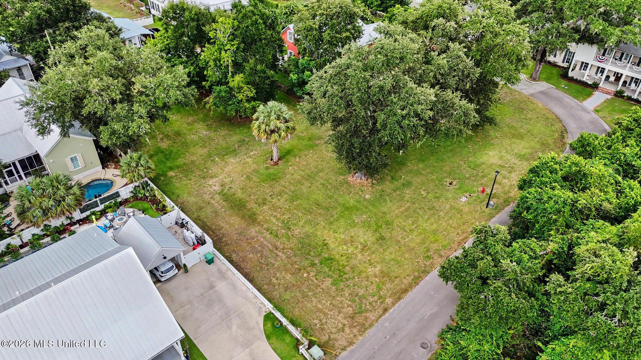 Cedar Lane Property Photo 7