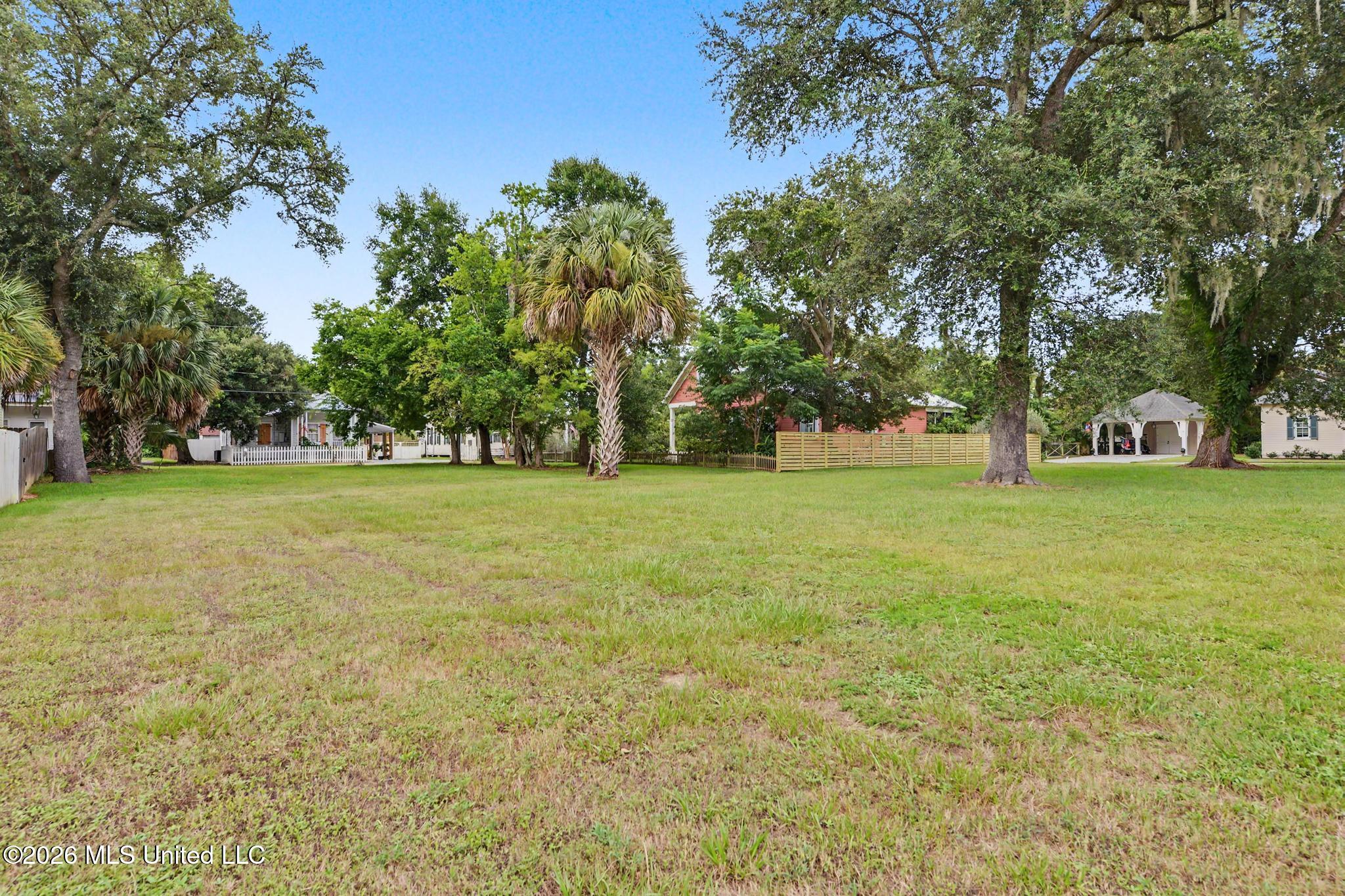Cedar Lane Property Photo 15