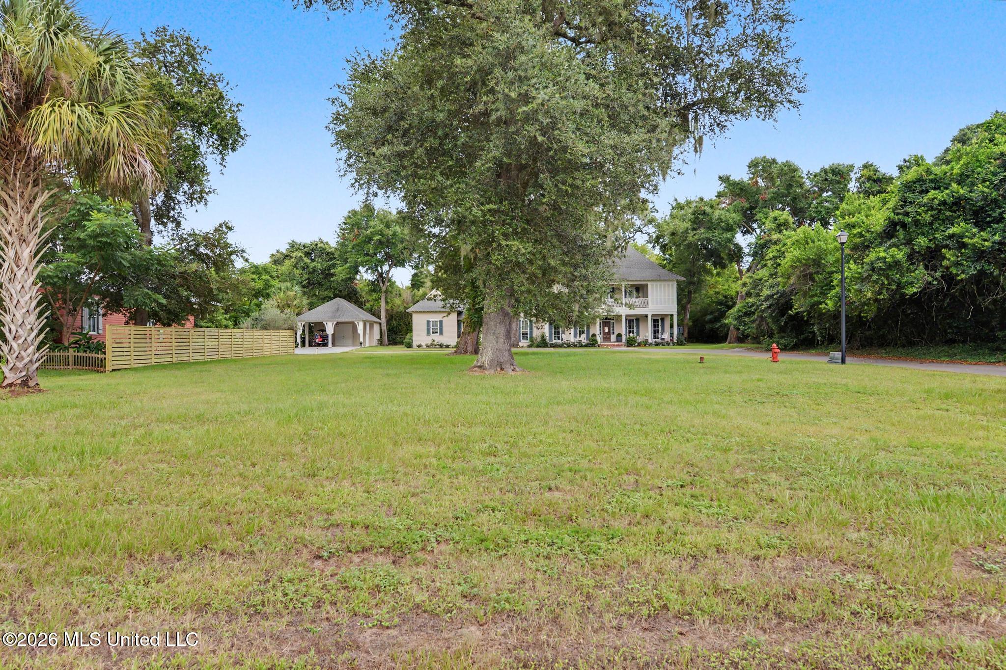 Cedar Lane Property Photo 16