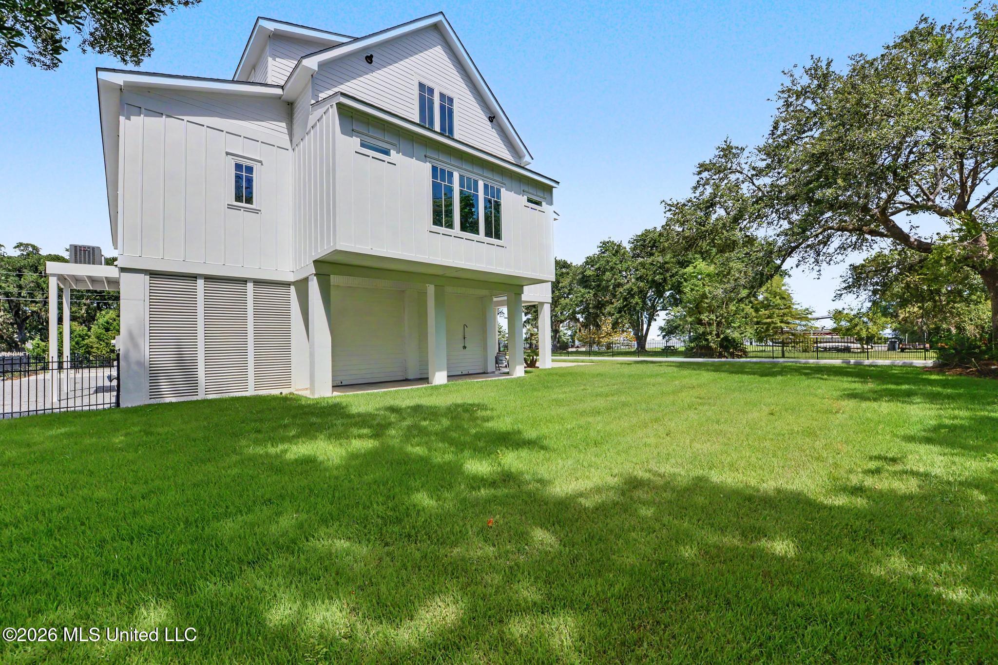 96 Boardman Avenue Property Photo 44
