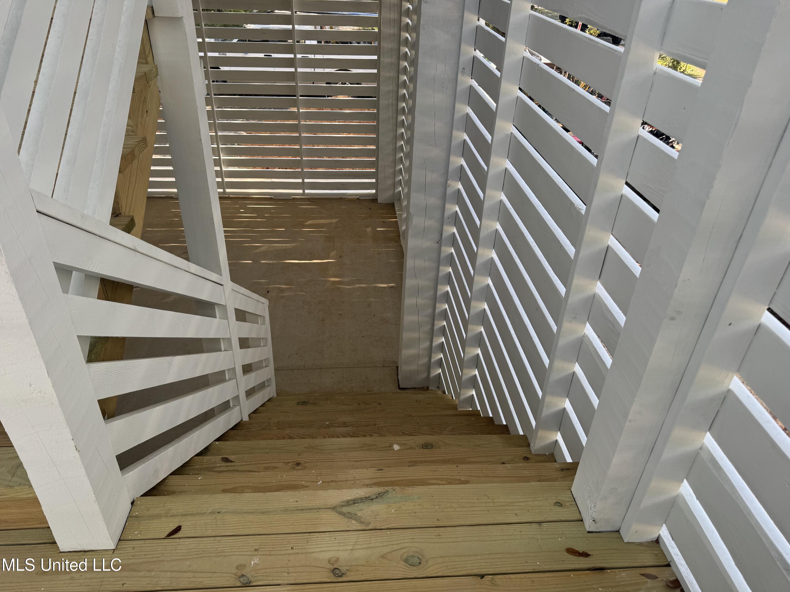 124 Holiday Avenue Property Photo 39