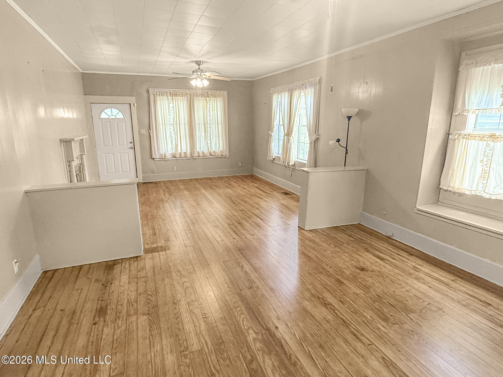 310 Burke Avenue Property Photo 7