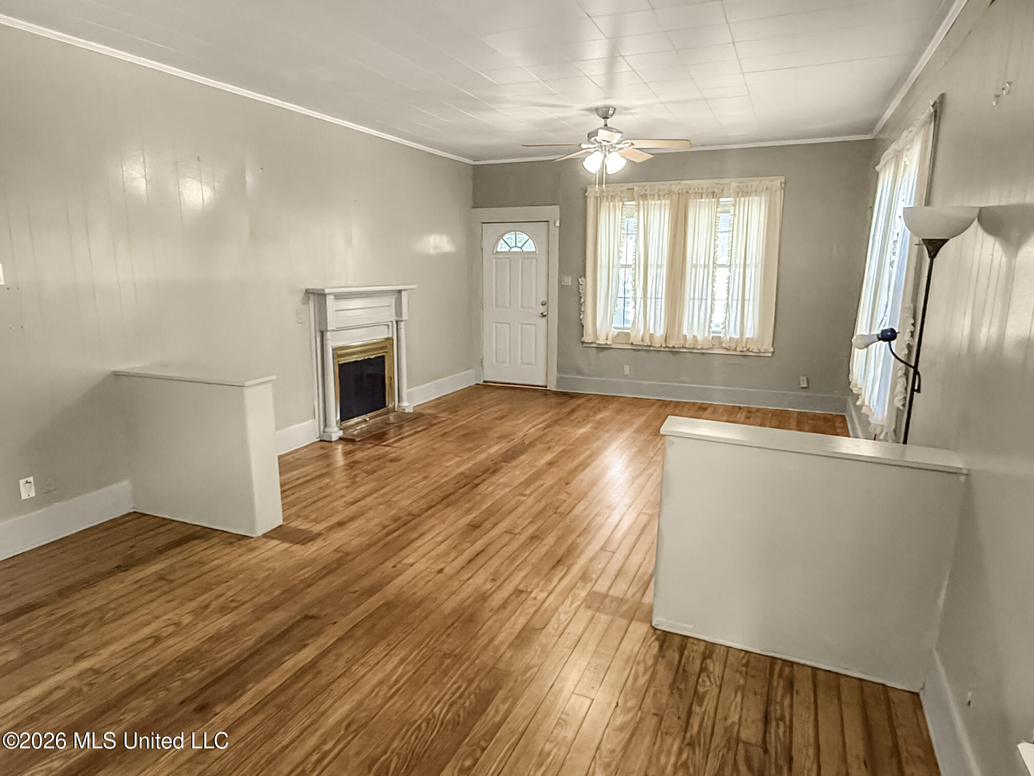 310 Burke Avenue Property Photo 9