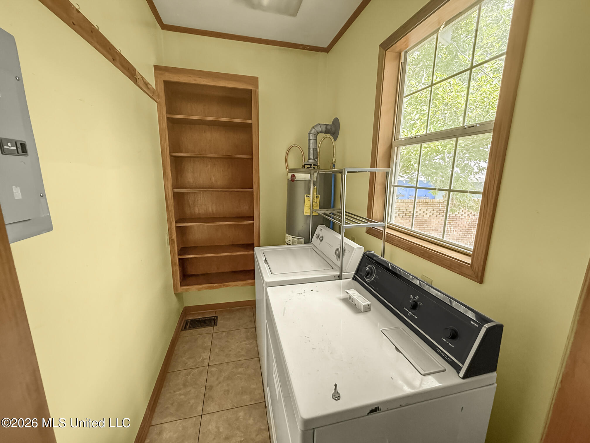 310 Burke Avenue Property Photo 16