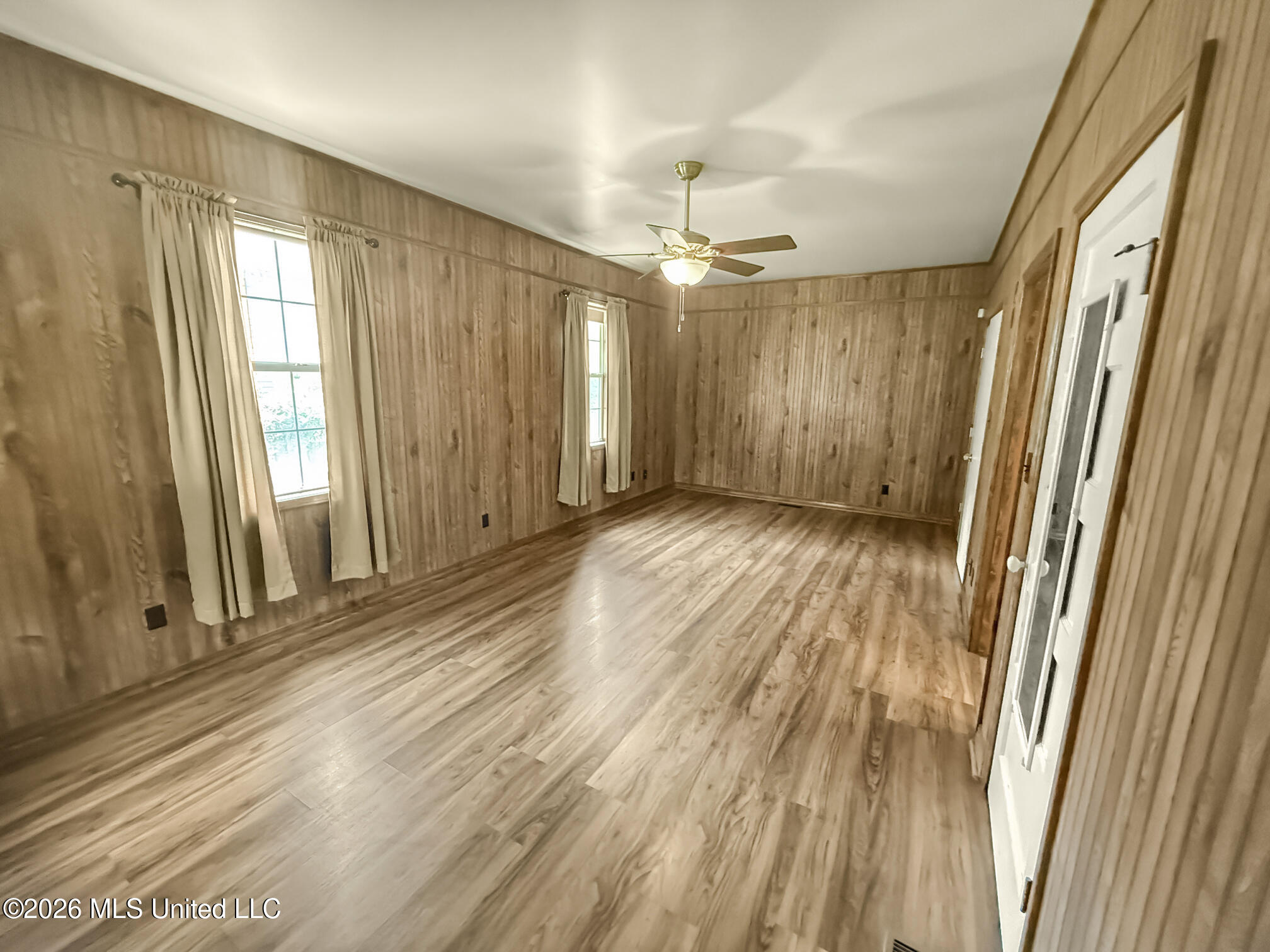 310 Burke Avenue Property Photo 18