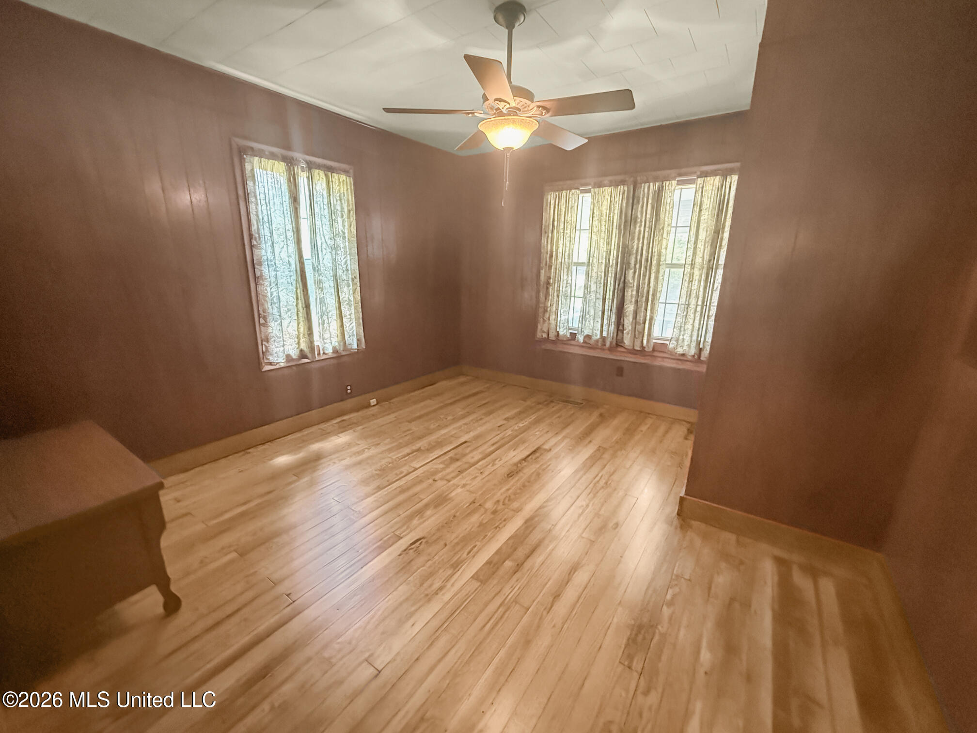 310 Burke Avenue Property Photo 21