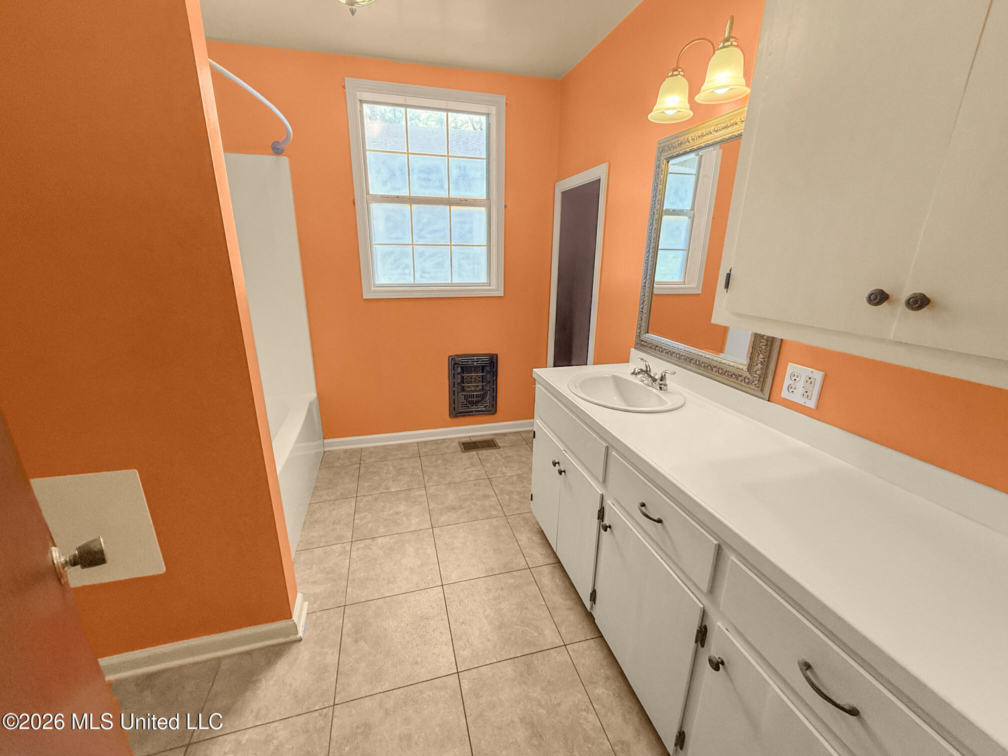 310 Burke Avenue Property Photo 24