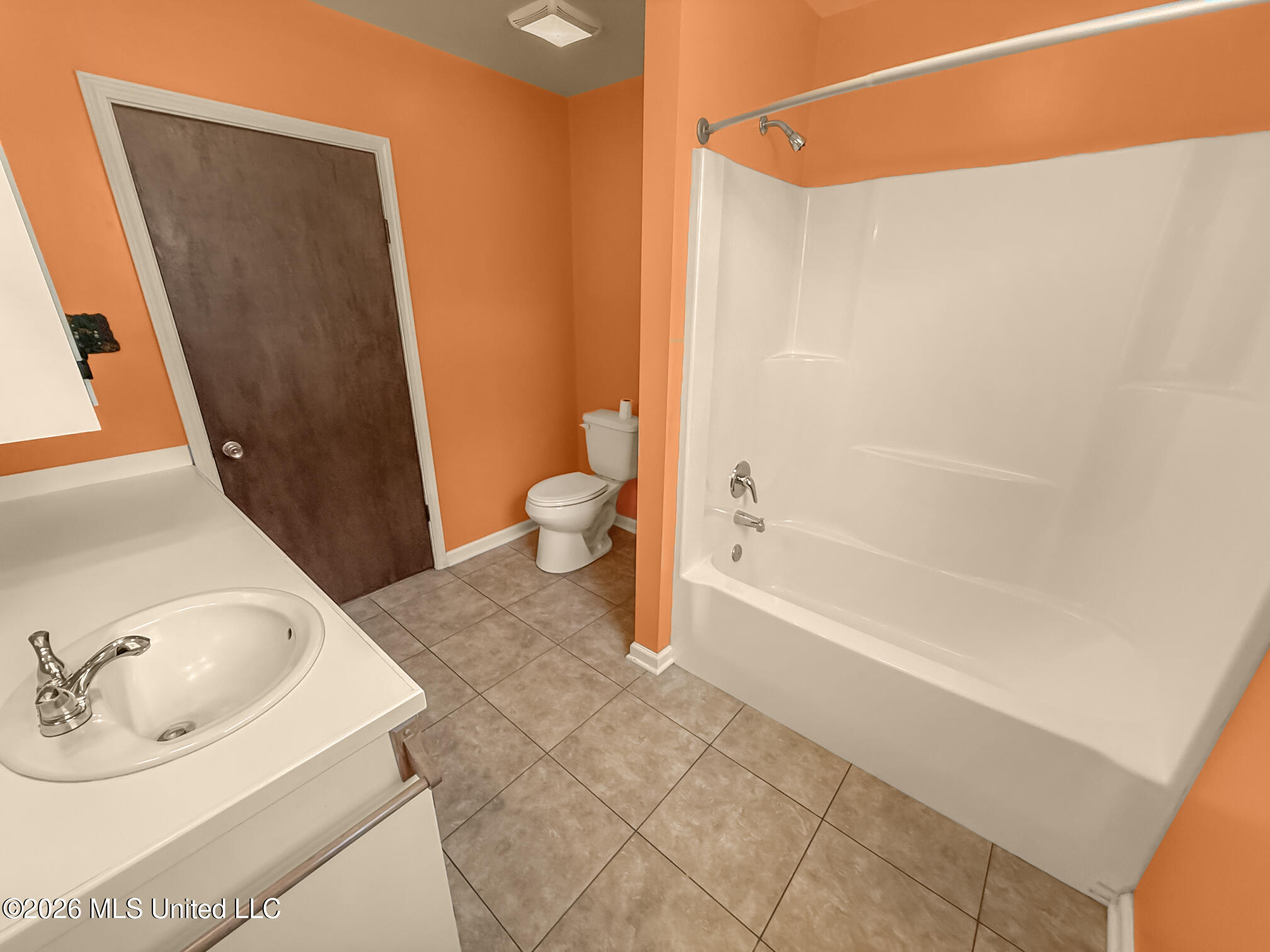 310 Burke Avenue Property Photo 25