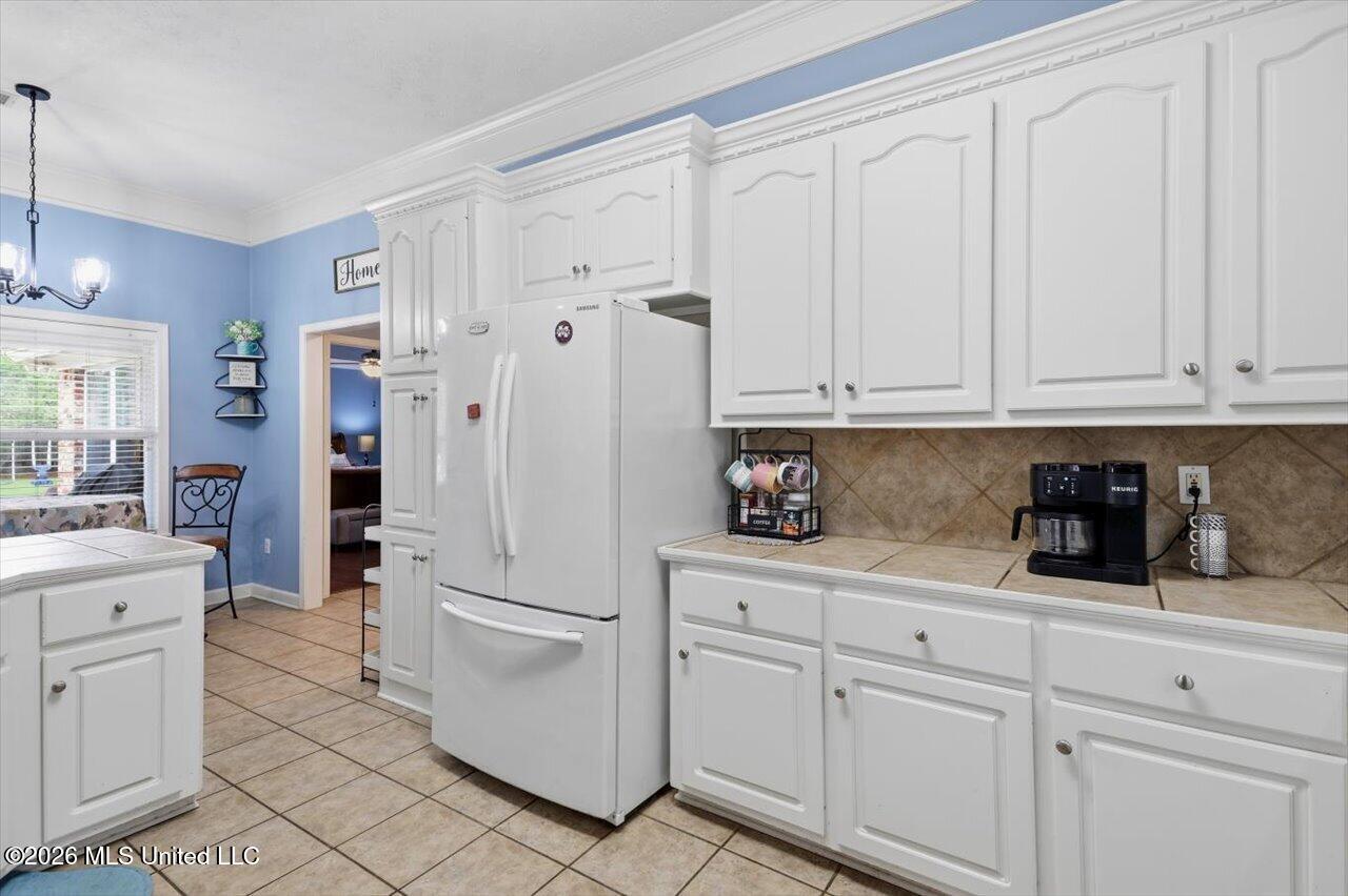 261 Cherry Bark Drive Property Photo 12