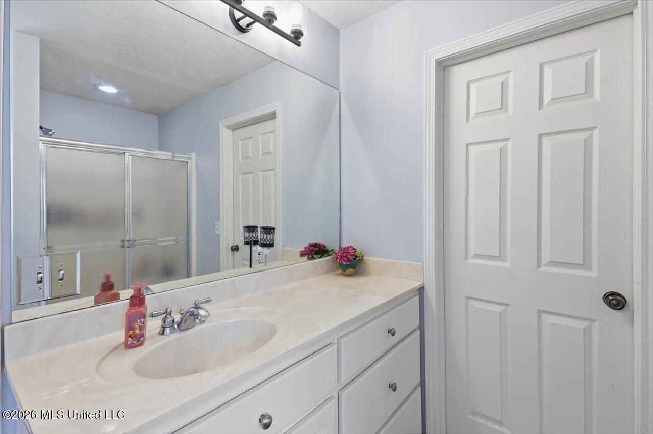261 Cherry Bark Drive Property Photo 21
