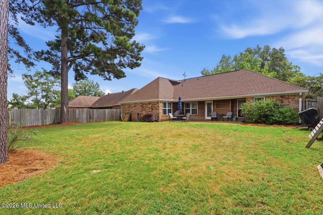 261 Cherry Bark Drive Property Photo 31