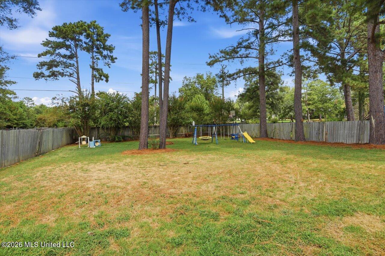 261 Cherry Bark Drive Property Photo 32