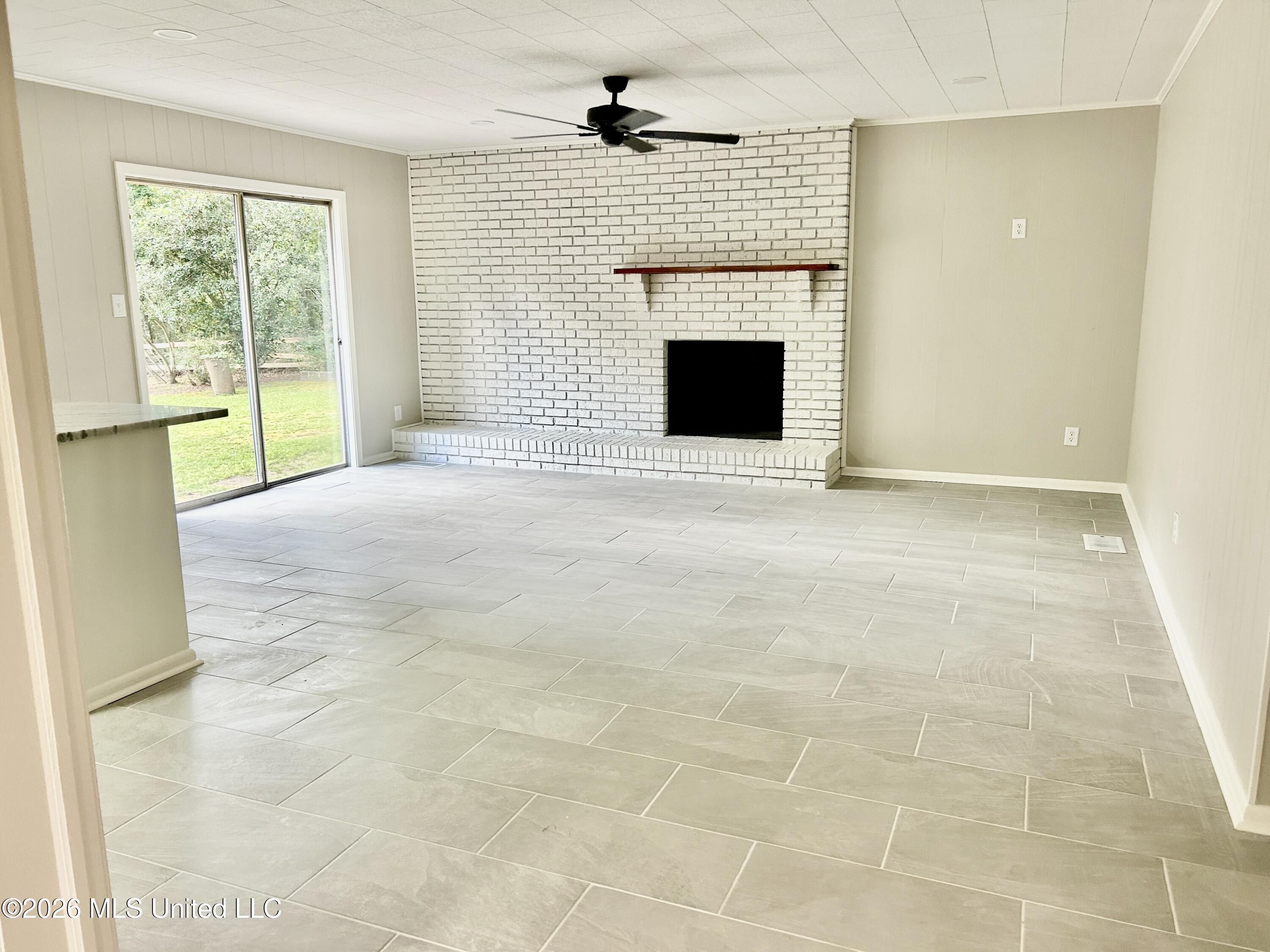 105 Gerald Drive Property Photo 16