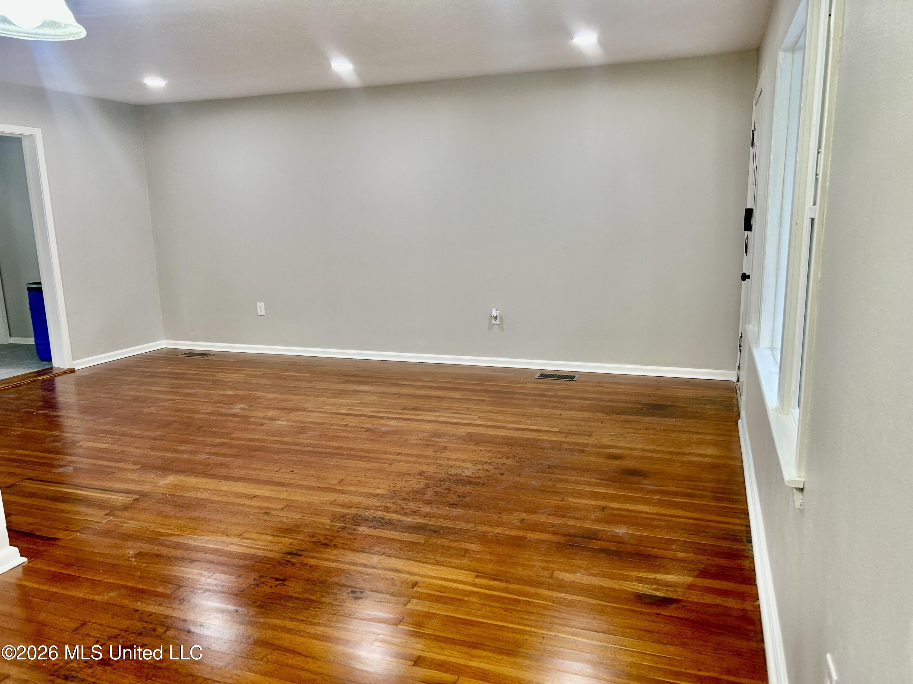 105 Gerald Drive Property Photo 26