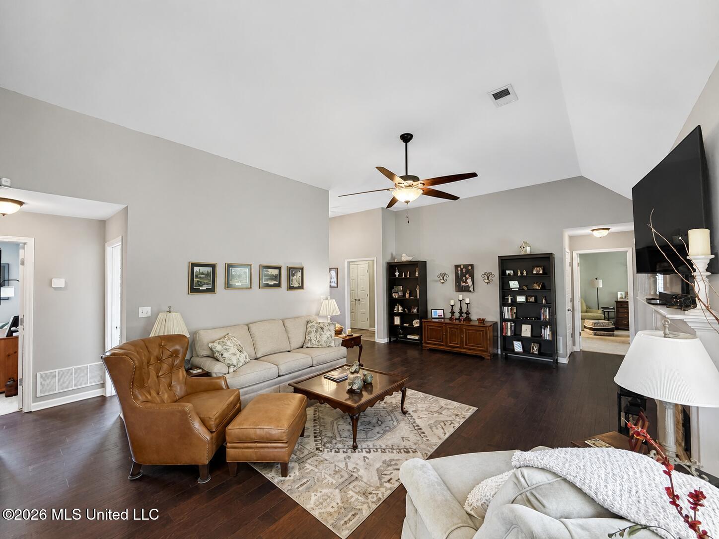 4031 Bramblewood Drive Property Photo 4