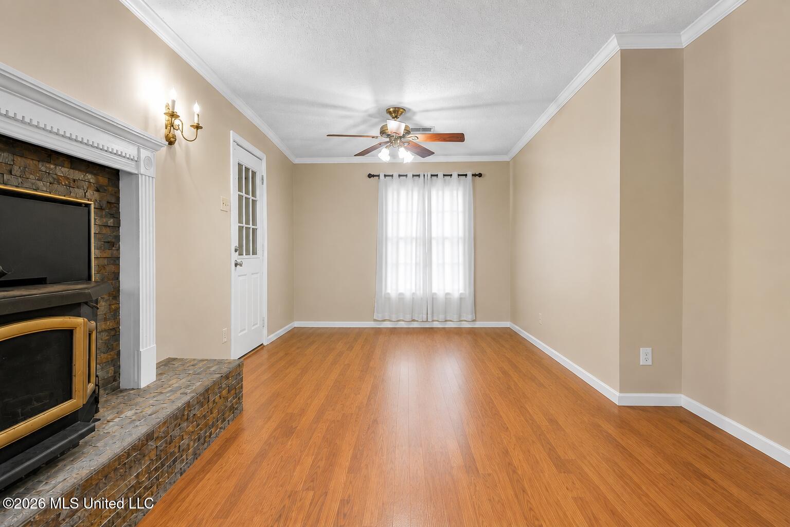 1024 French Road Property Photo 5