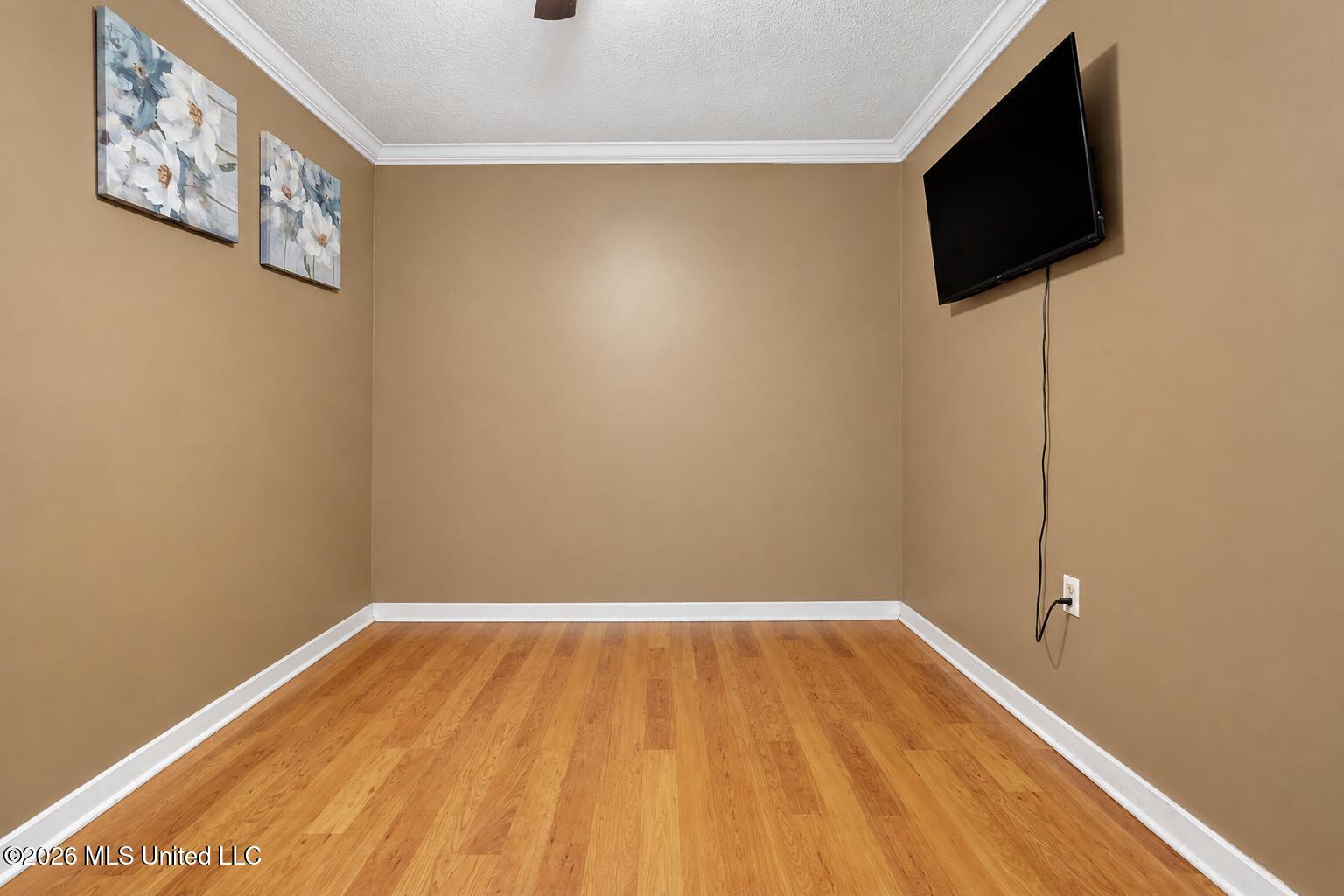 1024 French Road Property Photo 12