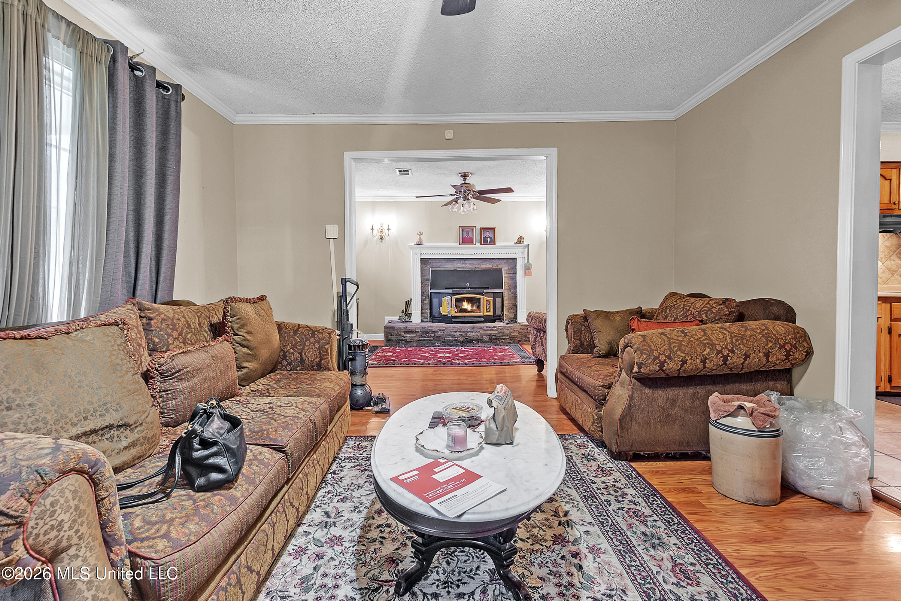 1024 French Road Property Photo 20