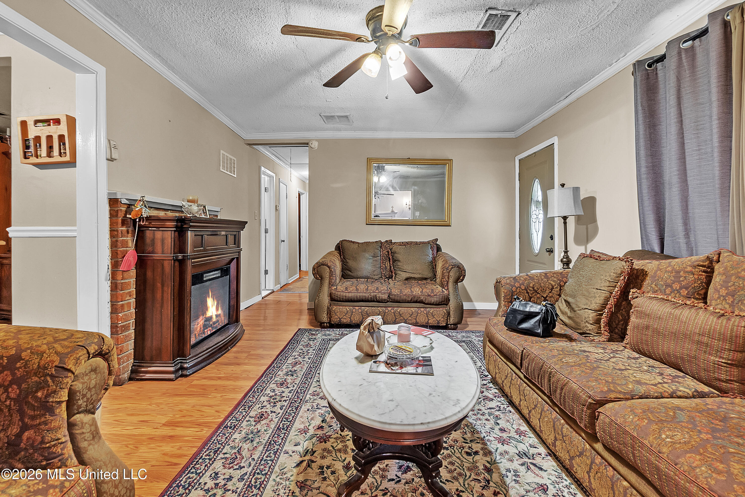 1024 French Road Property Photo 25