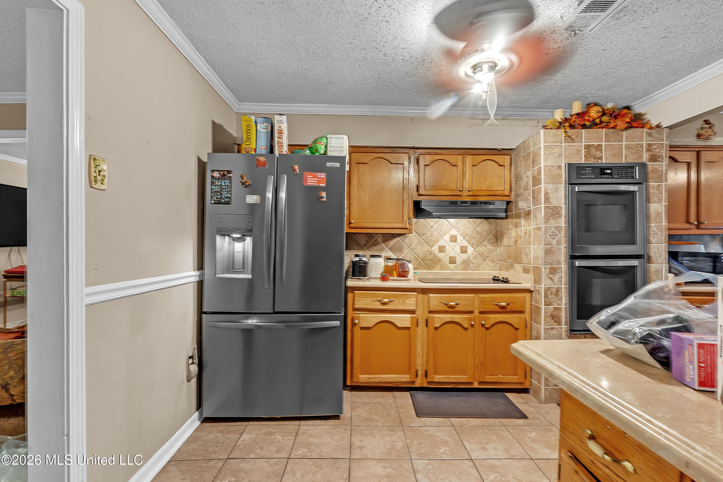1024 French Road Property Photo 26