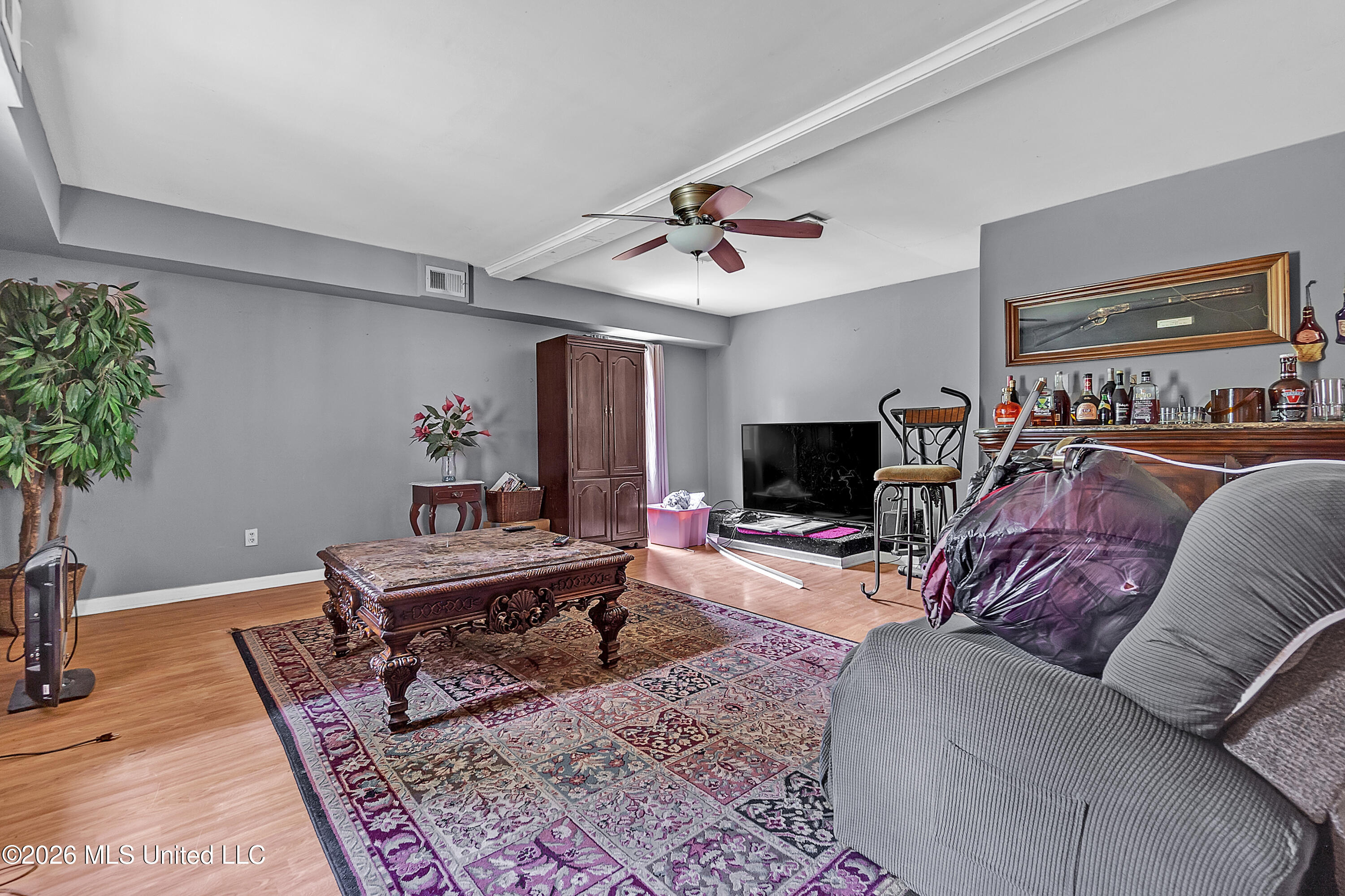 1024 French Road Property Photo 29