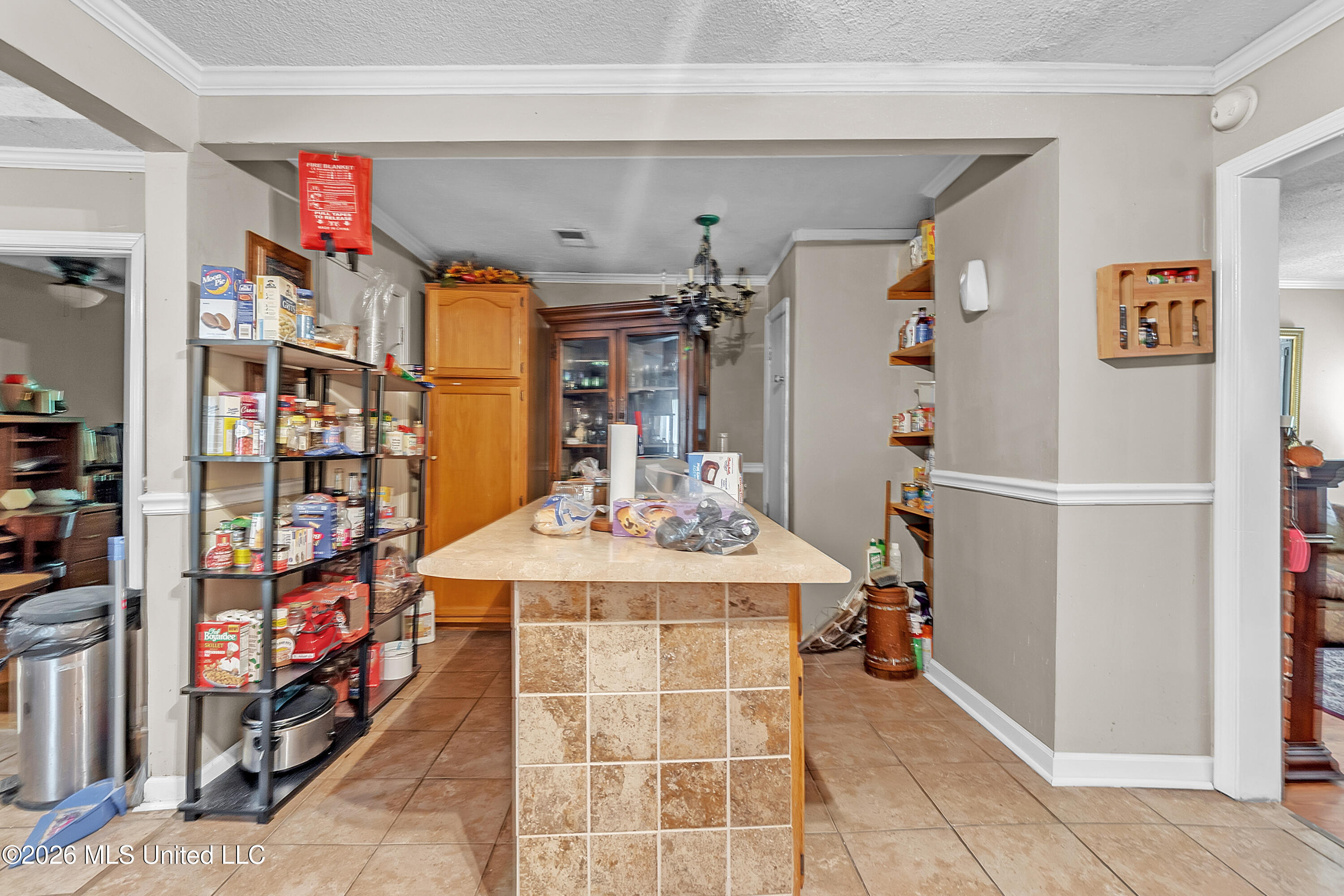 1024 French Road Property Photo 30