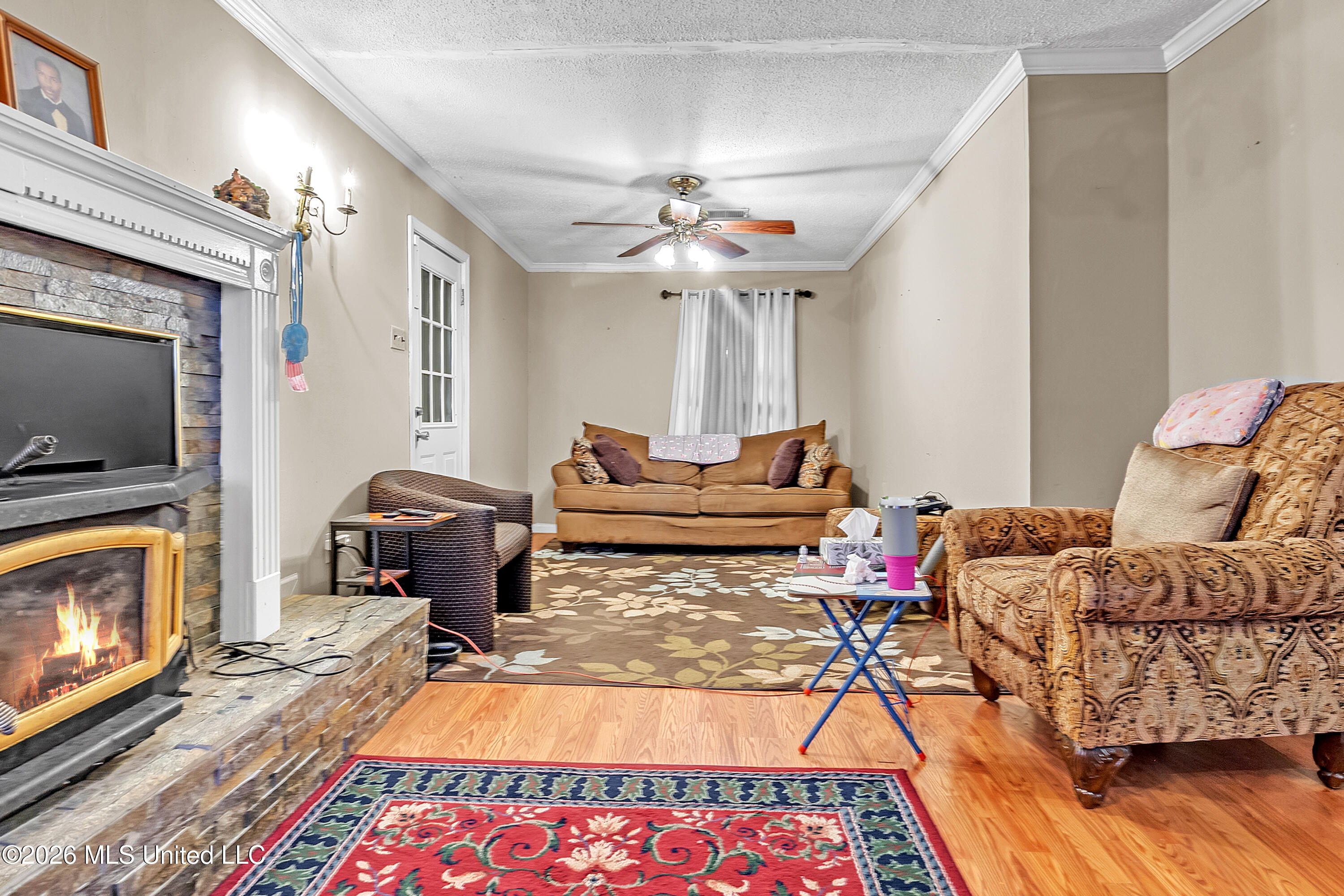 1024 French Road Property Photo 40