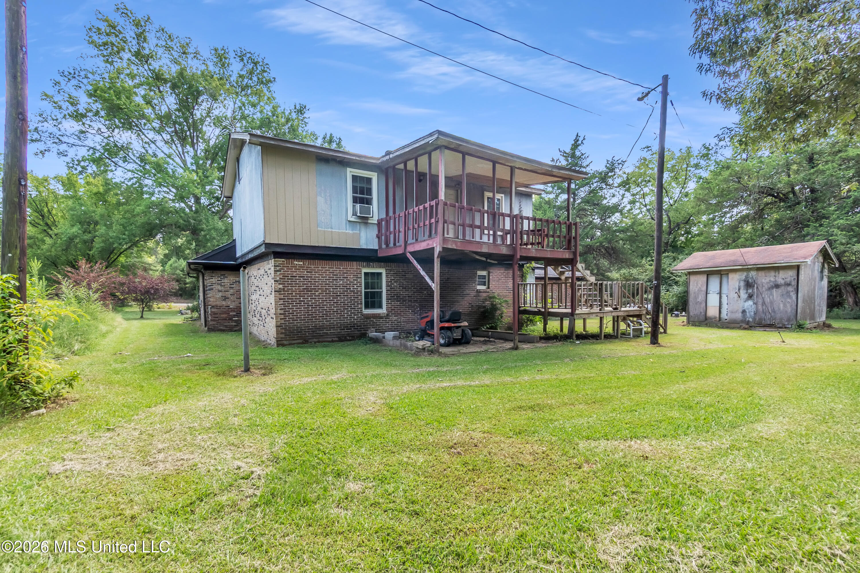 1024 French Road Property Photo 41