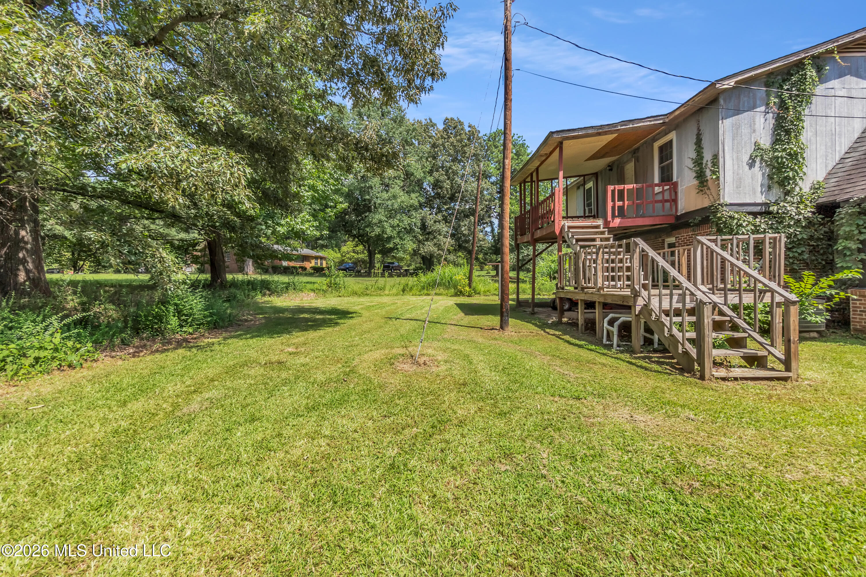 1024 French Road Property Photo 43