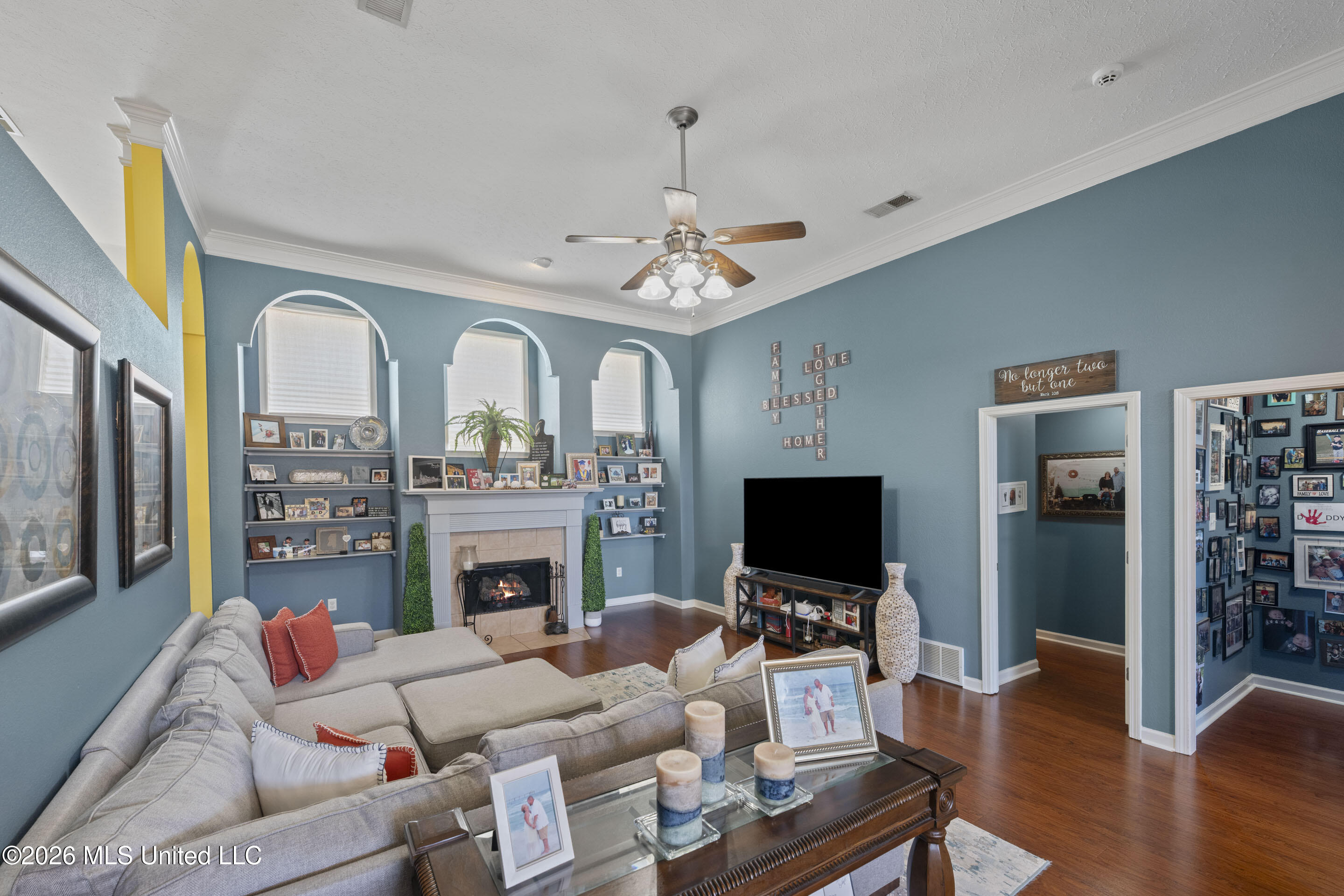 6271 Ivy Oaks Cove Property Photo 7